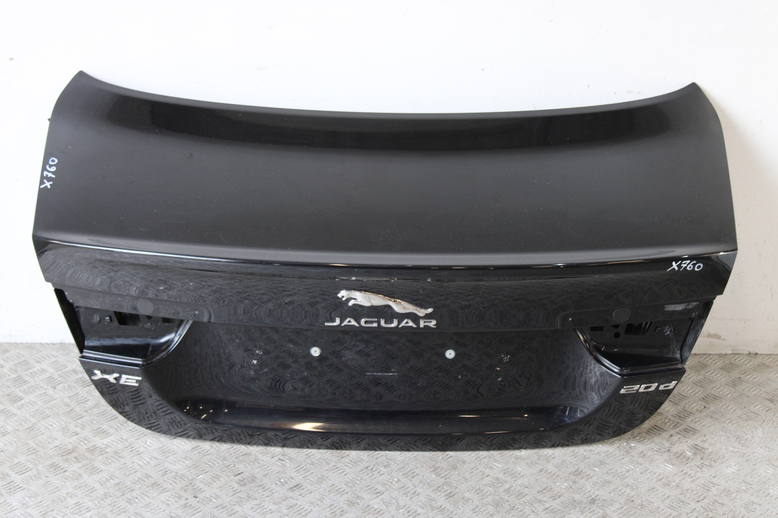 trunk door boot JAGUAR XE X760
