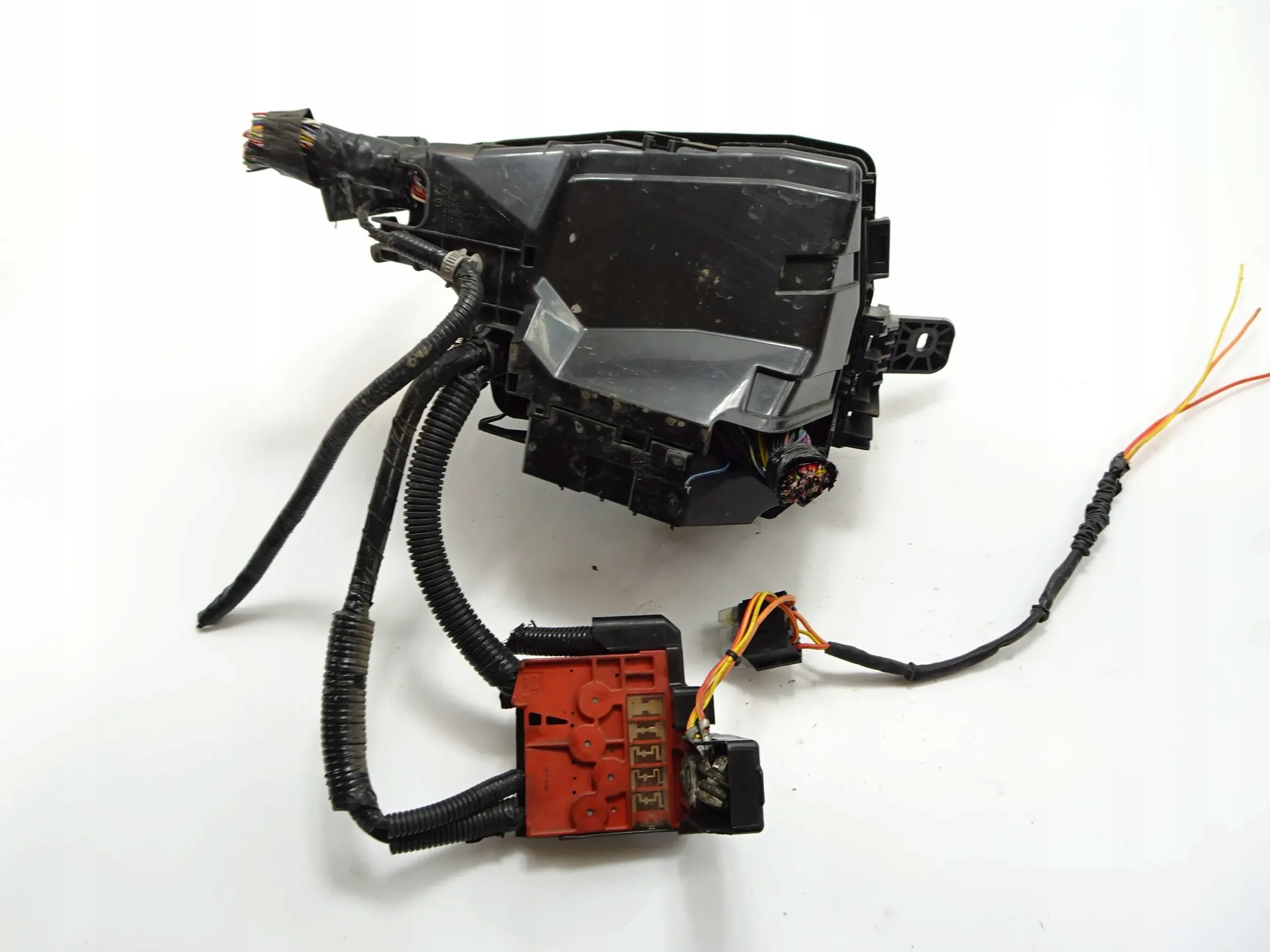 Skrzynka bezpieczników Mazda CX-5 2.2 D 12-17 r. Numer katalogowy części KD45675X0C