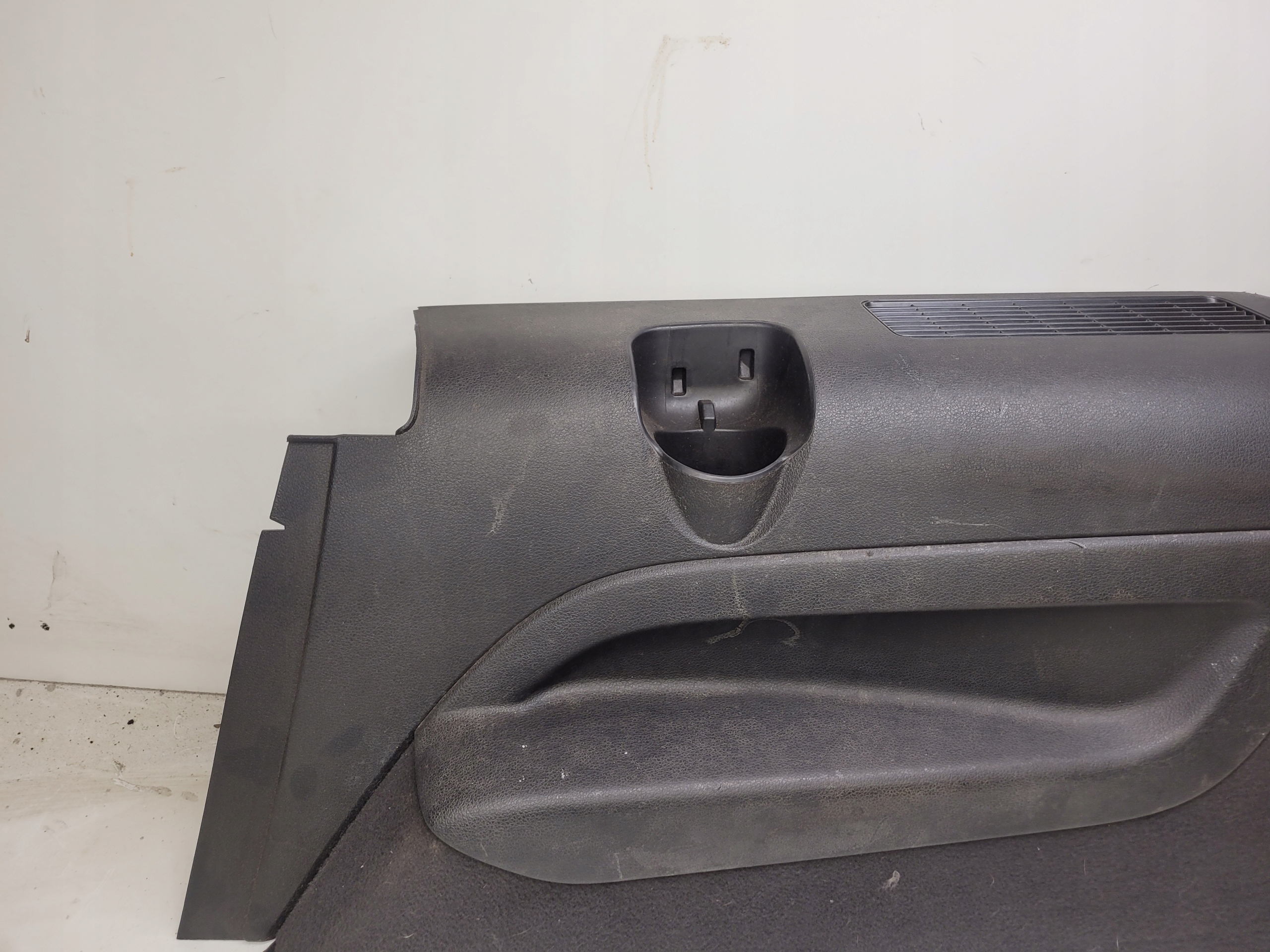 boot upholstery right AUDI Q7 4L 4L0863880AA