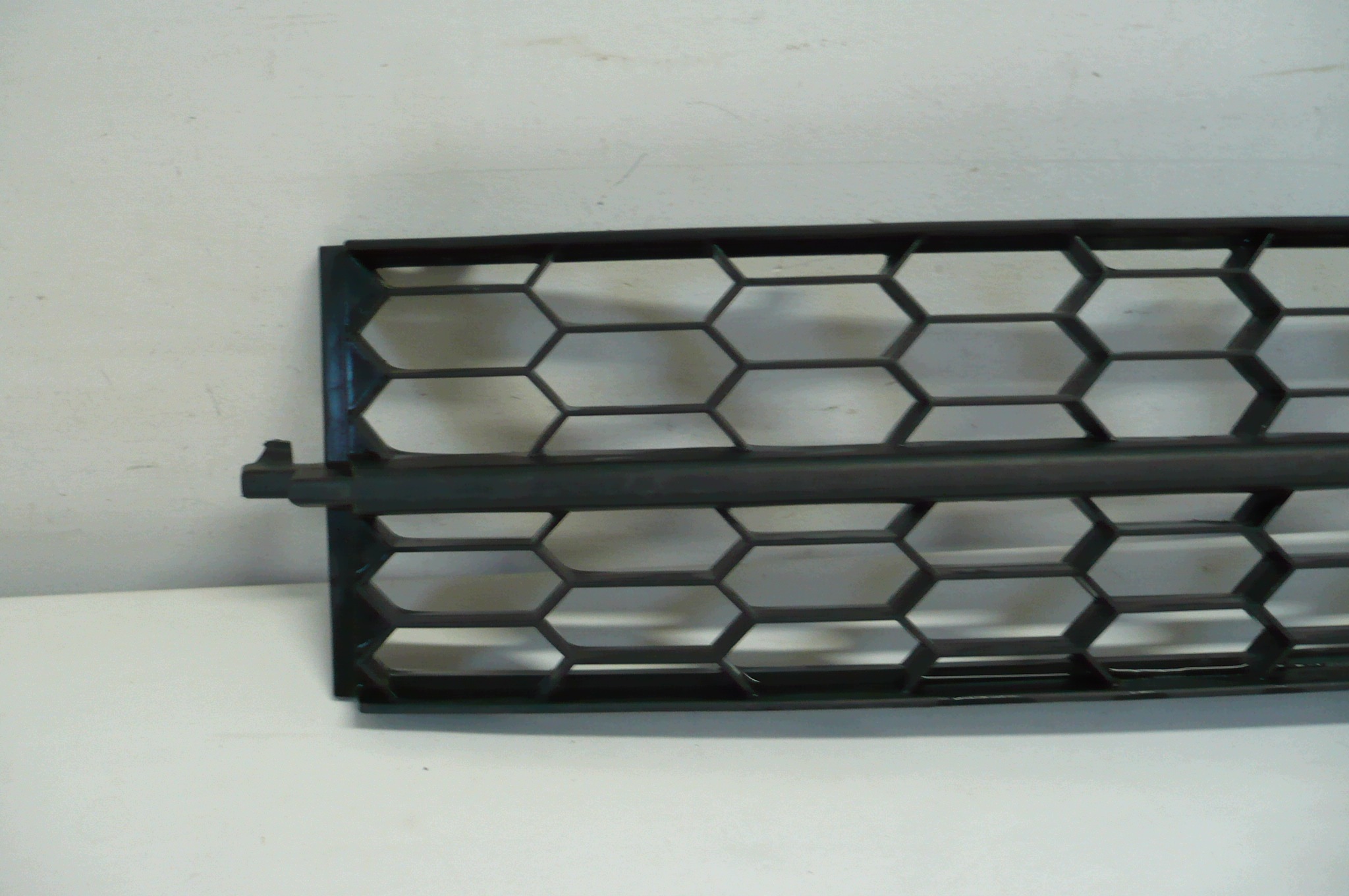 SKODA OCTAVIA III 3 , 2012-15 grid of a bumper central front original