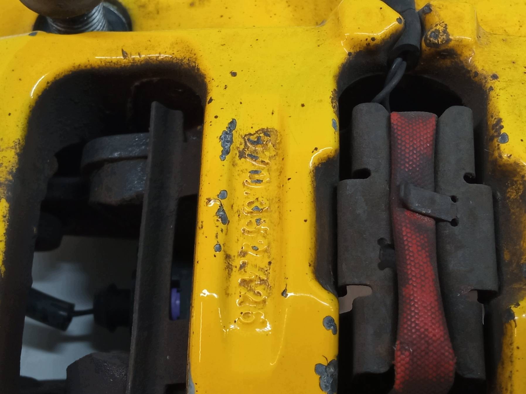 caliper brake left rear part 330 MM 970352425 Porsche Panamera II 971