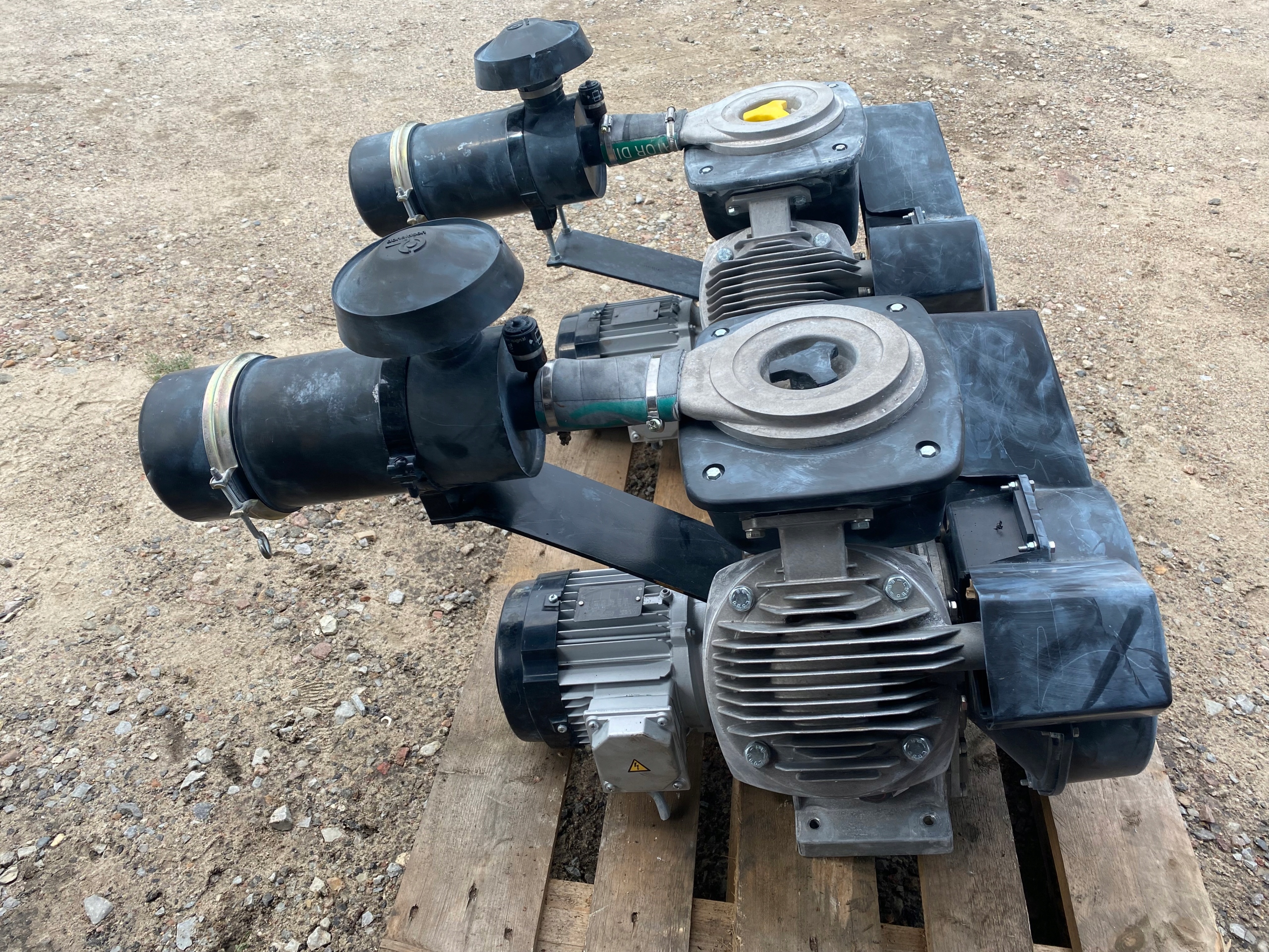 SILNIK KOMPERSOR SPRĘŻARKA ATLAS COPCO LE2-10S Typ brak informacji