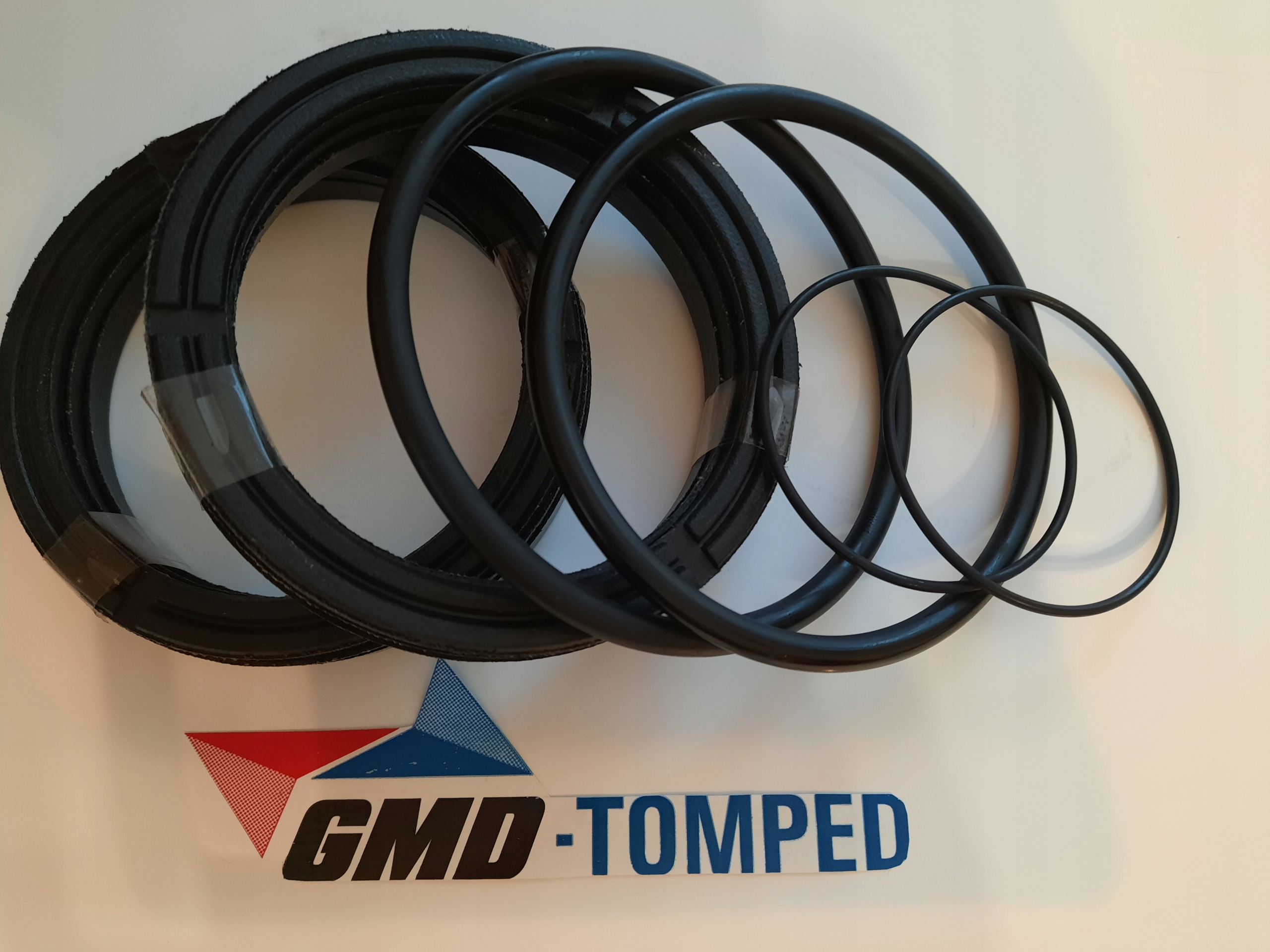 Uszczelnienia siłown. obrotu- OSTRÓWEK - kpl. F-42