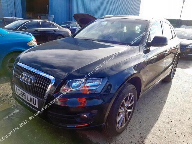AUDI Q5 ЧЕТВЕРТИНА ЛІВА ПЕРЕД ЛОНЖЕРОНr КОЛІР Ly9b