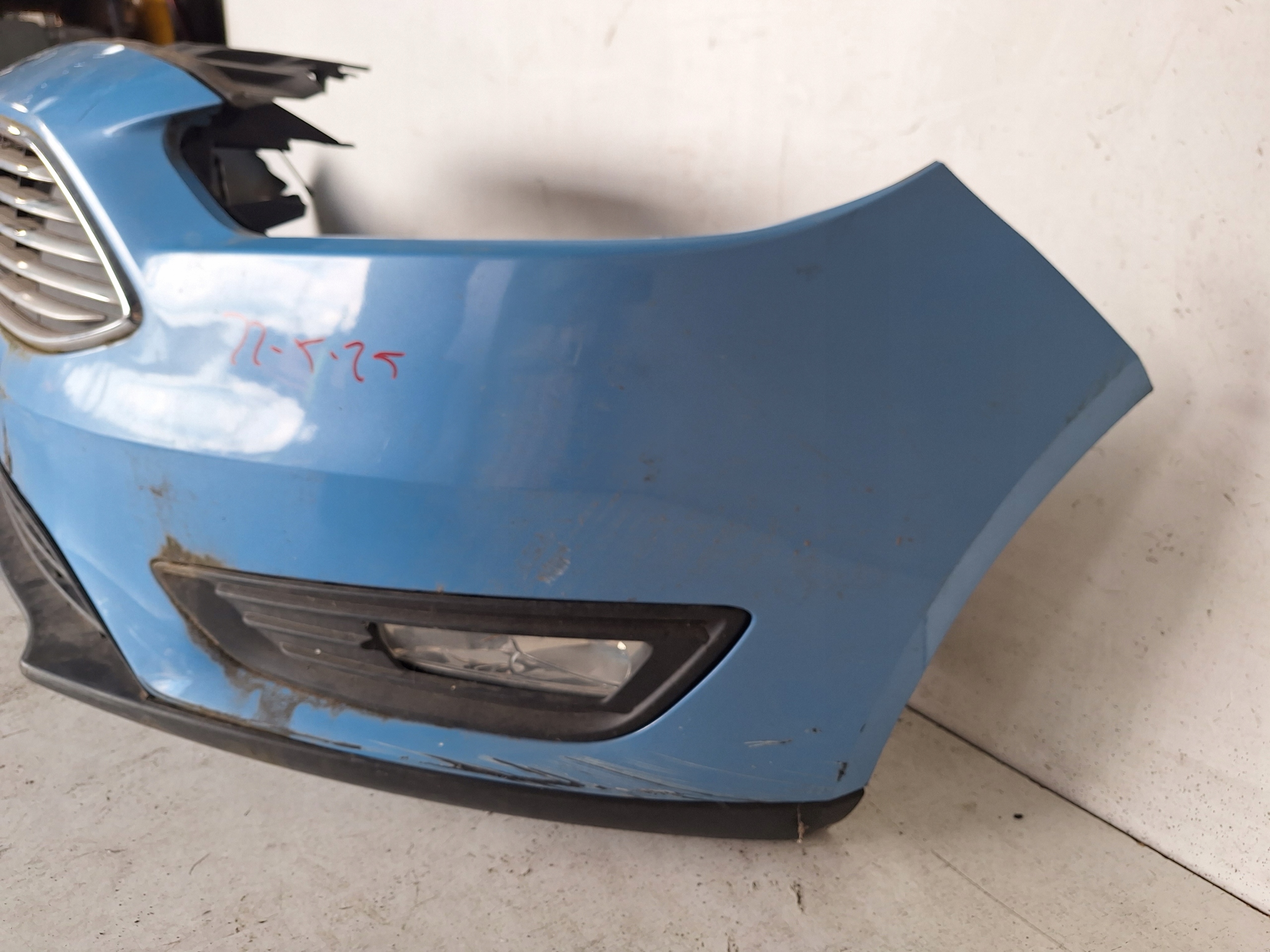 FORD FOCUS MK3 LIFT 14-18 branik