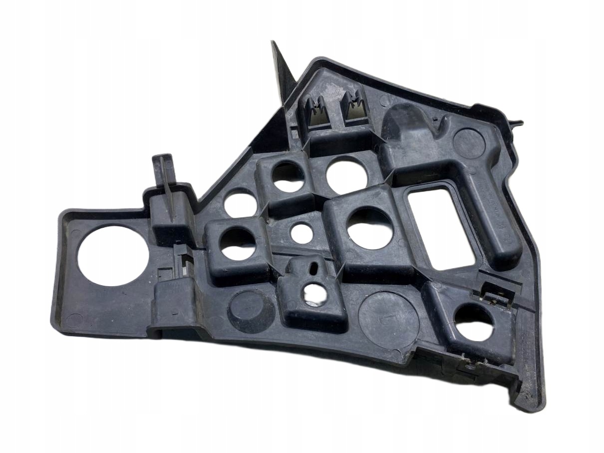 bumper bracket right front PEUGEOT 5008 and 9686181380