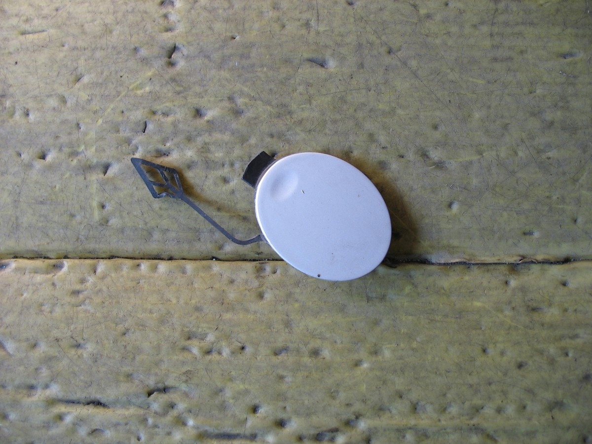 CHEVROLET AVEO T300 крышка крюка передняя 96694765