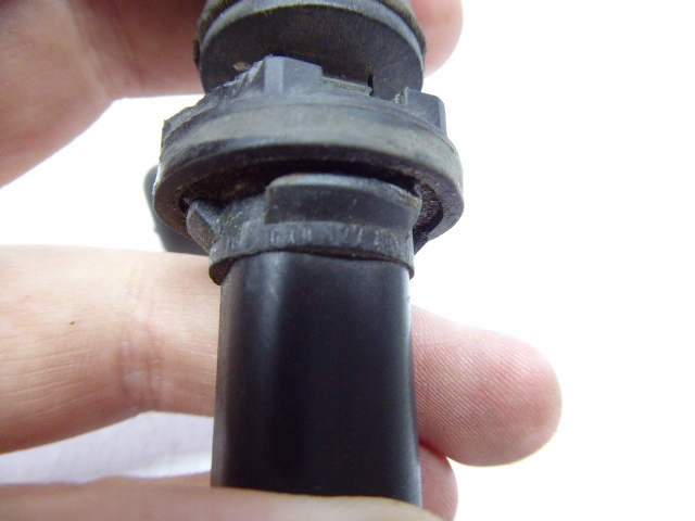 PASSAT B6 ODBÓJ ODBOJNIK MASKI GUMA KOMBI 5D Typ samochodu Samochody osobowe