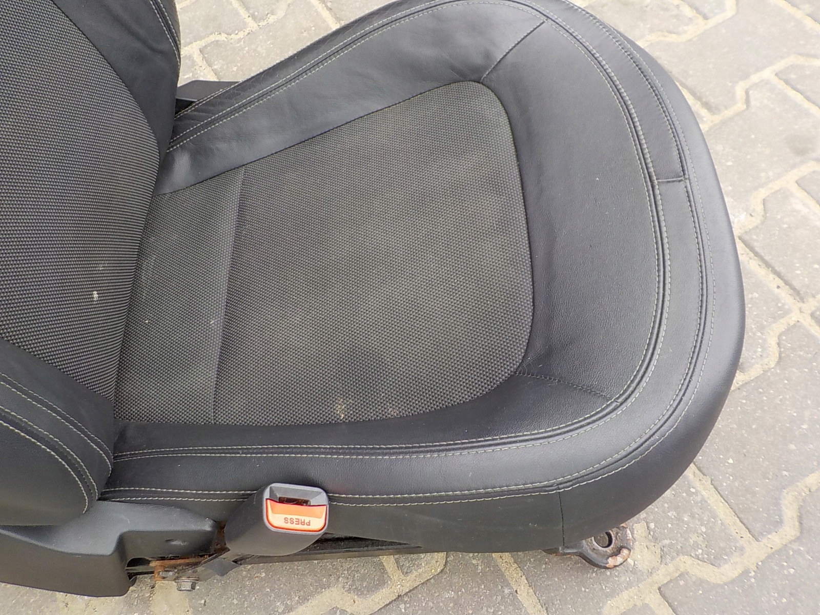 KIA CEED and seat driver´s left front front