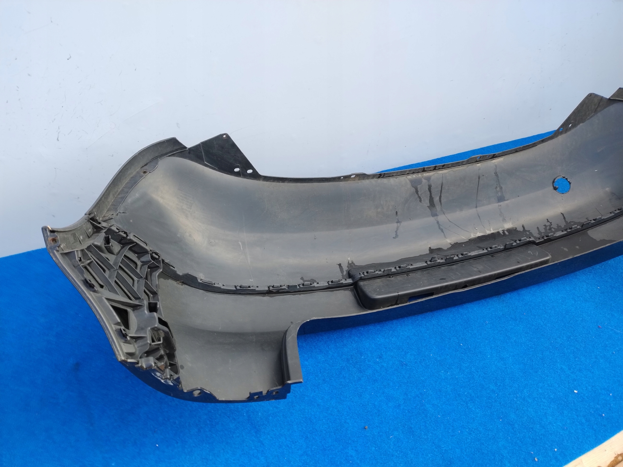 VW GOLF 5 V HB bumper rear part without PDC + supports 1K6807421 MA5