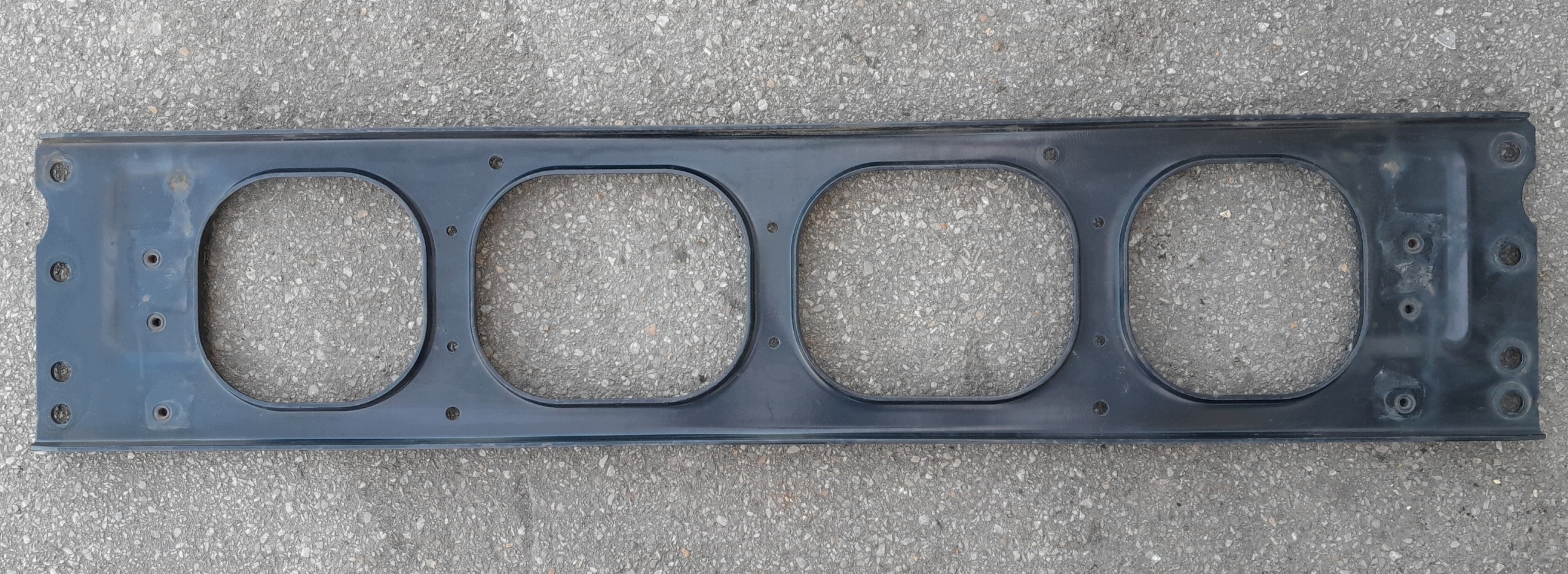 POPRZECZKA front RAMY Renault Gama T