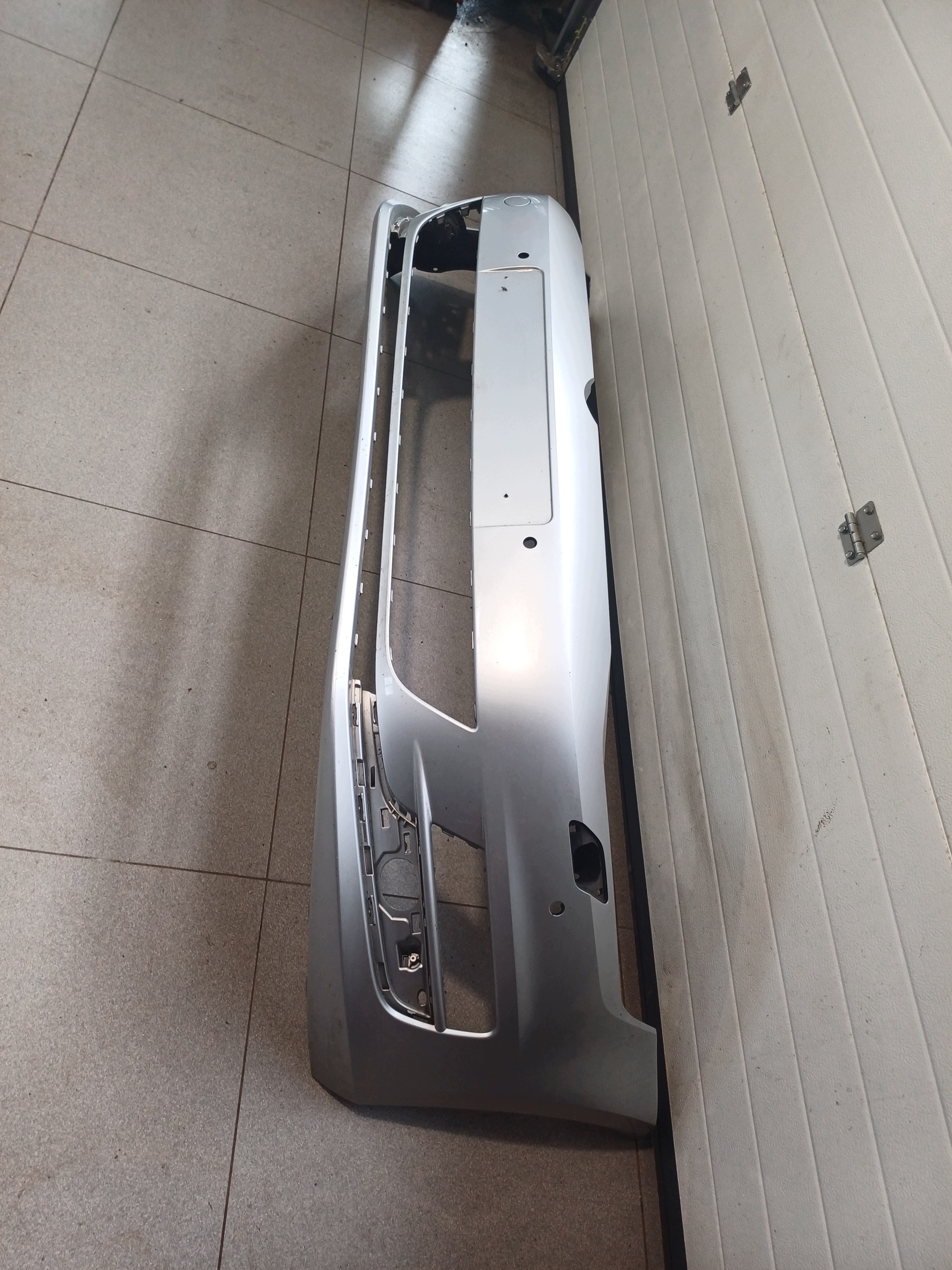 nárazník předek přední VW GOLF 7 VII 5G0807221 4 X PDC