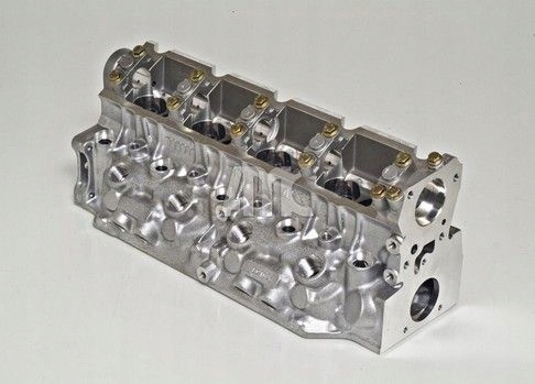 Głowica cylindrów pasuje do: OPEL ARENA, RENAULT CLIO II, CLIO II/HATC EAN (GTIN) 8432817080982