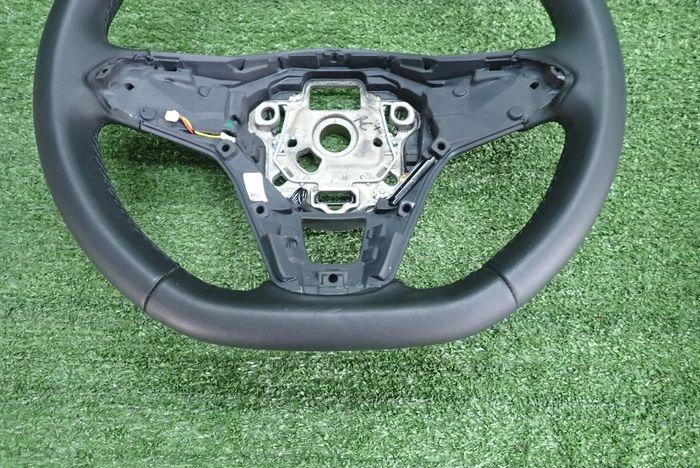 VW GOLF VIII steering wheel,