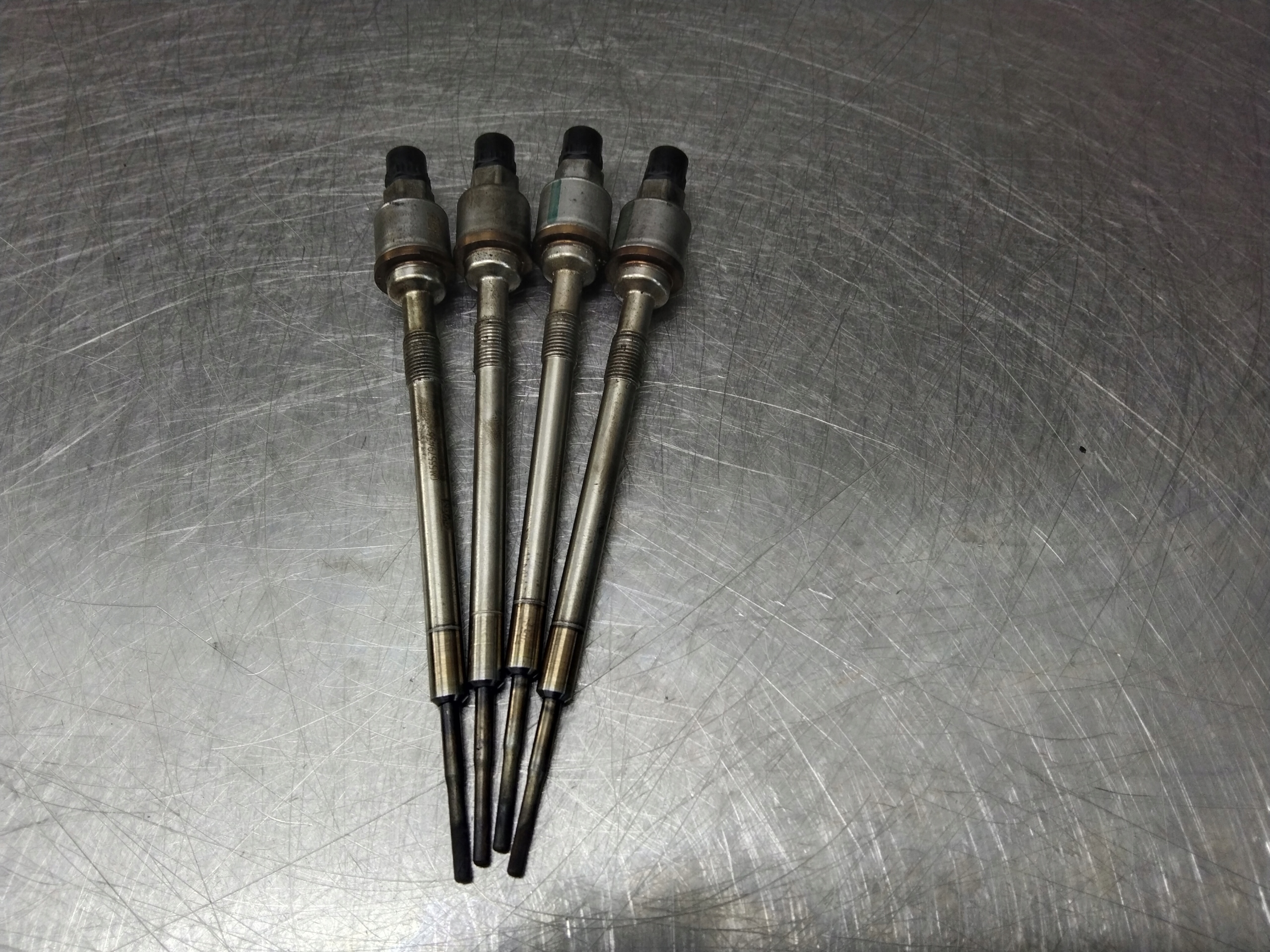 OPEL 2.0 CDTI ŚWIECA ŻAROWA 55579436