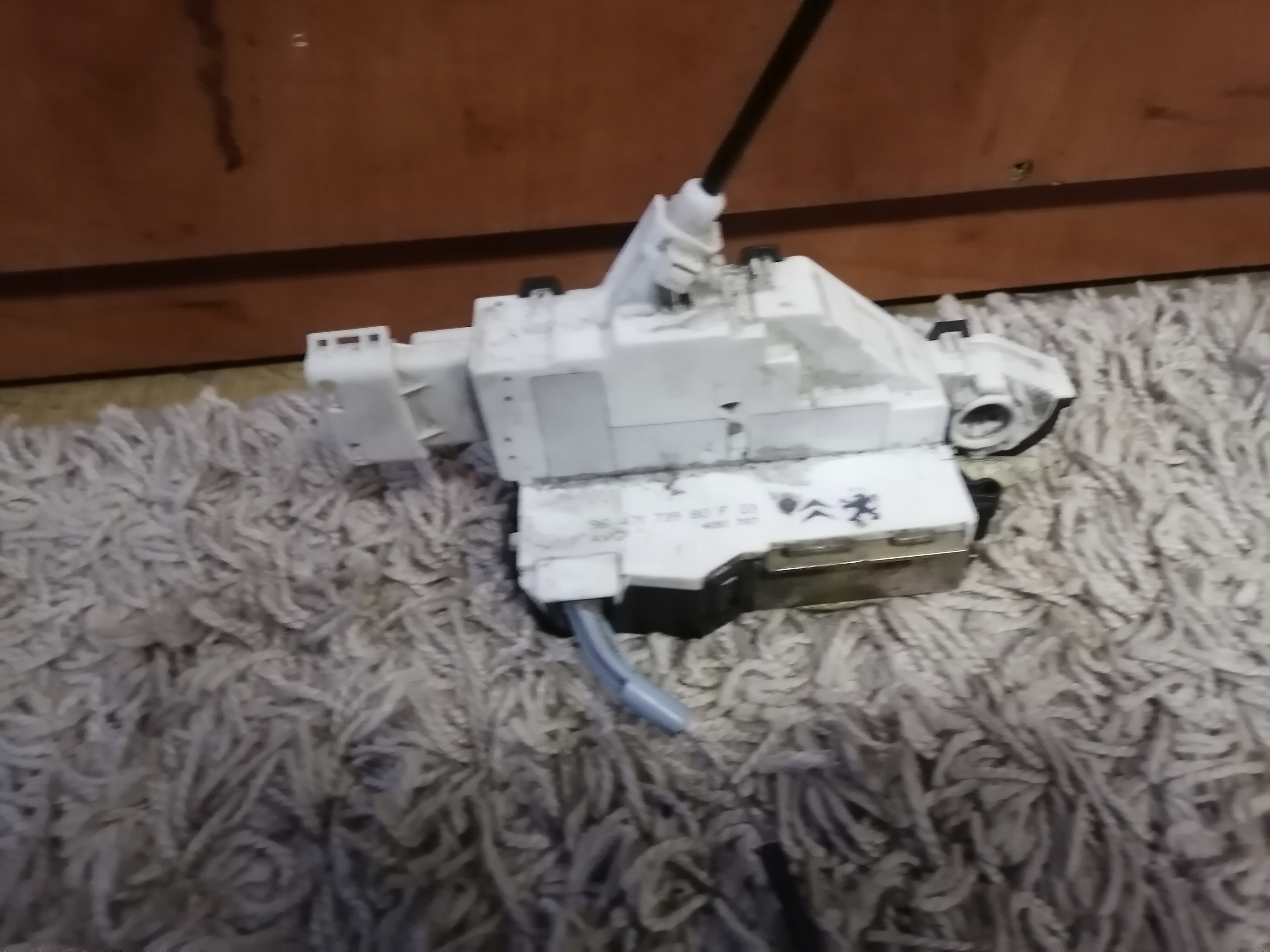 lock right front CITROEN C3 9647173880F