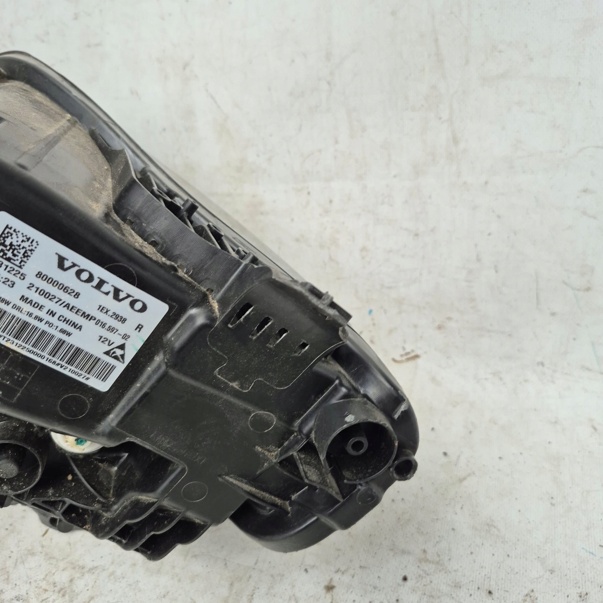 VOLVO EX30 EX-30 23- light right front front FULL LED 80000628