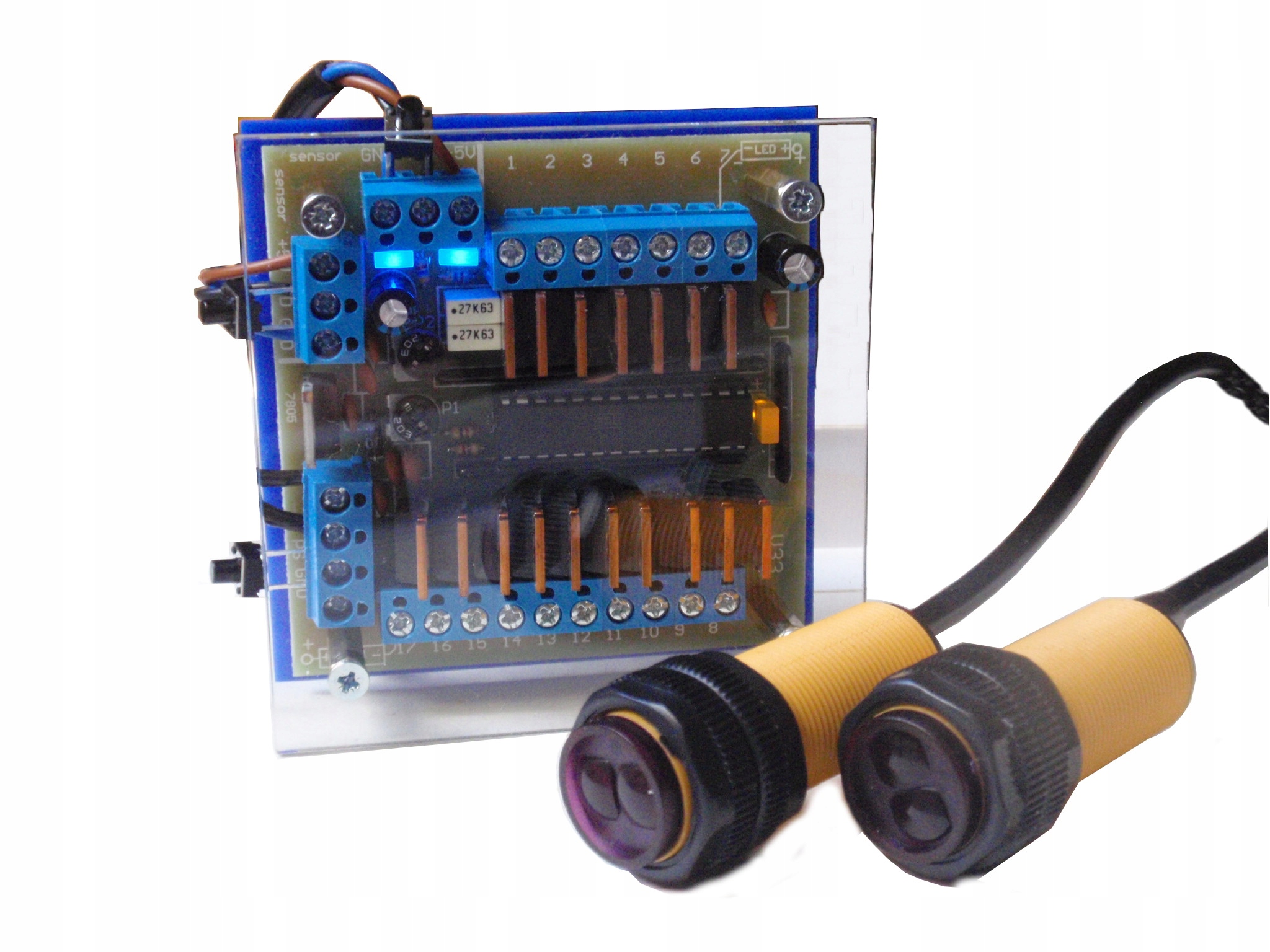 Sterownik LED schodowy z czujkami oświetlenie schodów 8-17k / WYPRZEDAŻ