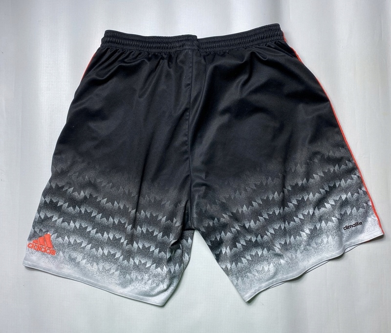 MANCHESTER UNITED ADIDAS Clima Lite oryginalne czarne spodenki M Płeć mężczyzna