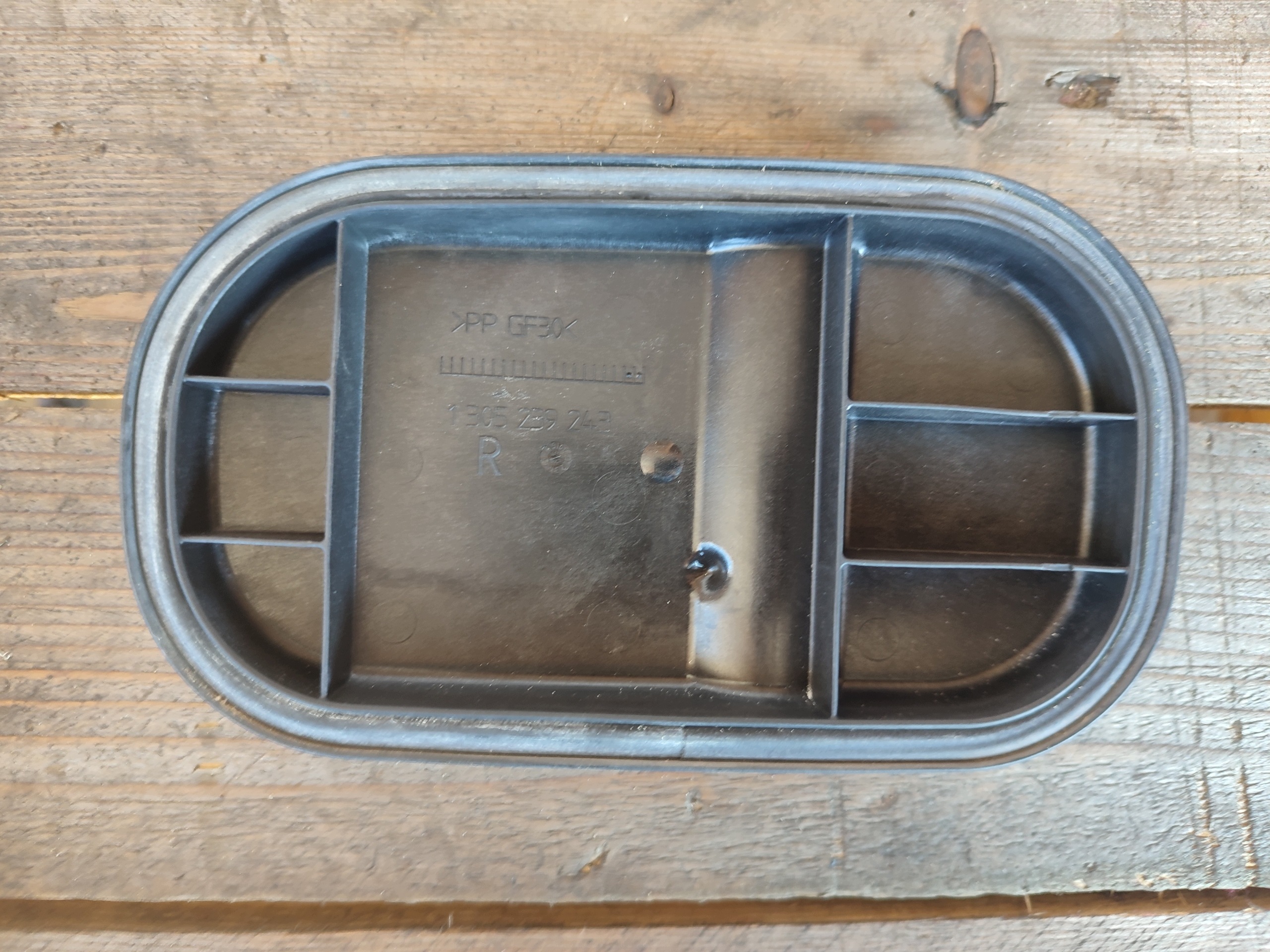 cover Reflektora right front Volvo V50 S40 C30 1305239243