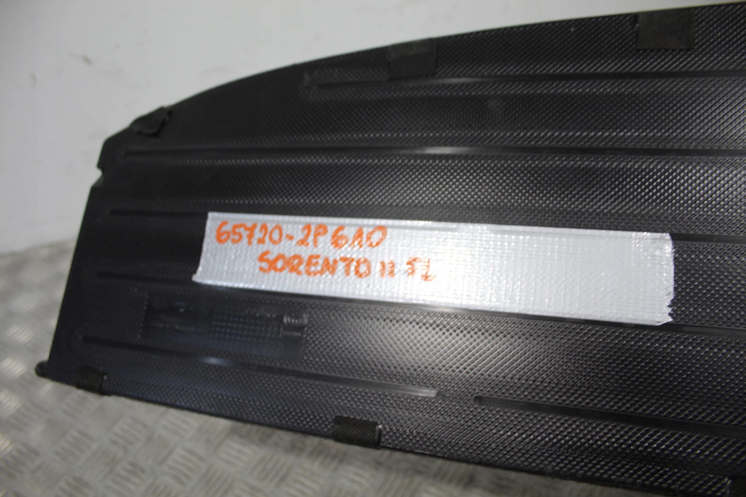 floor boot KIA SORENTO II LIFT 65720-2P610