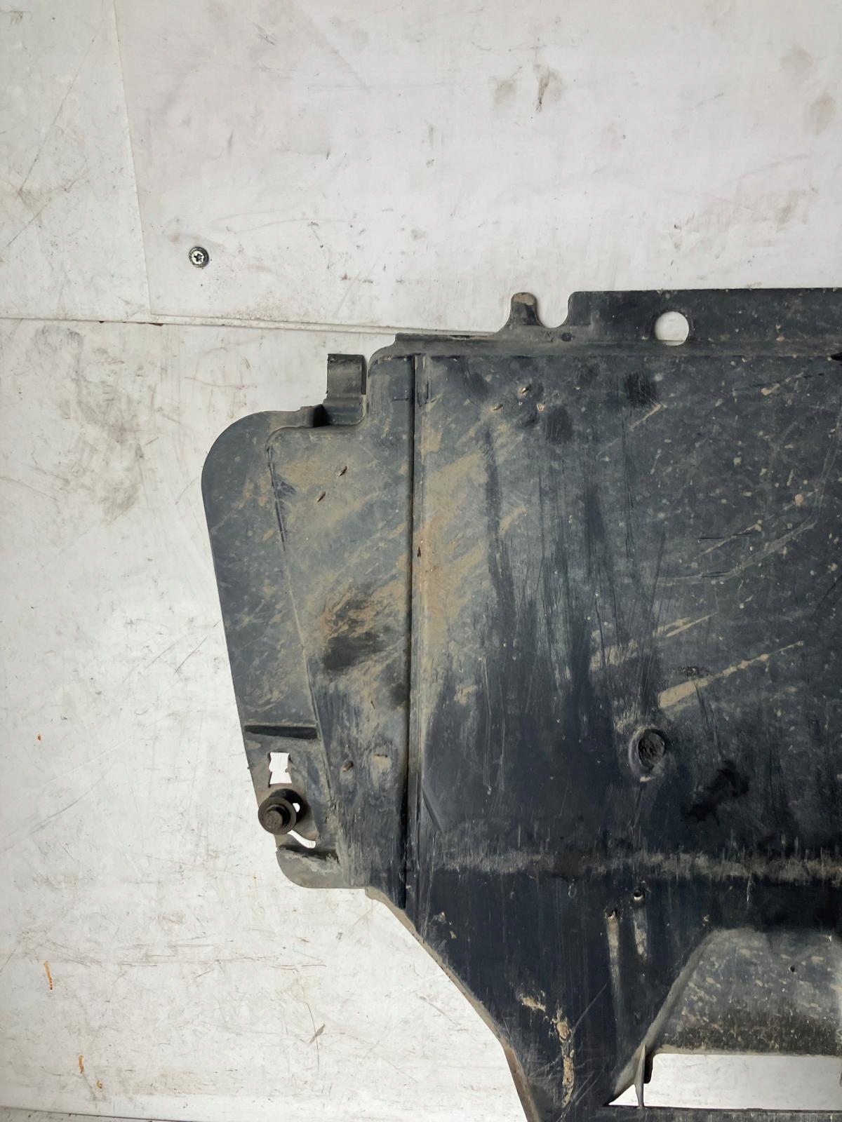 cover lower cover below engine RENAULT SCENIC III 758900006R