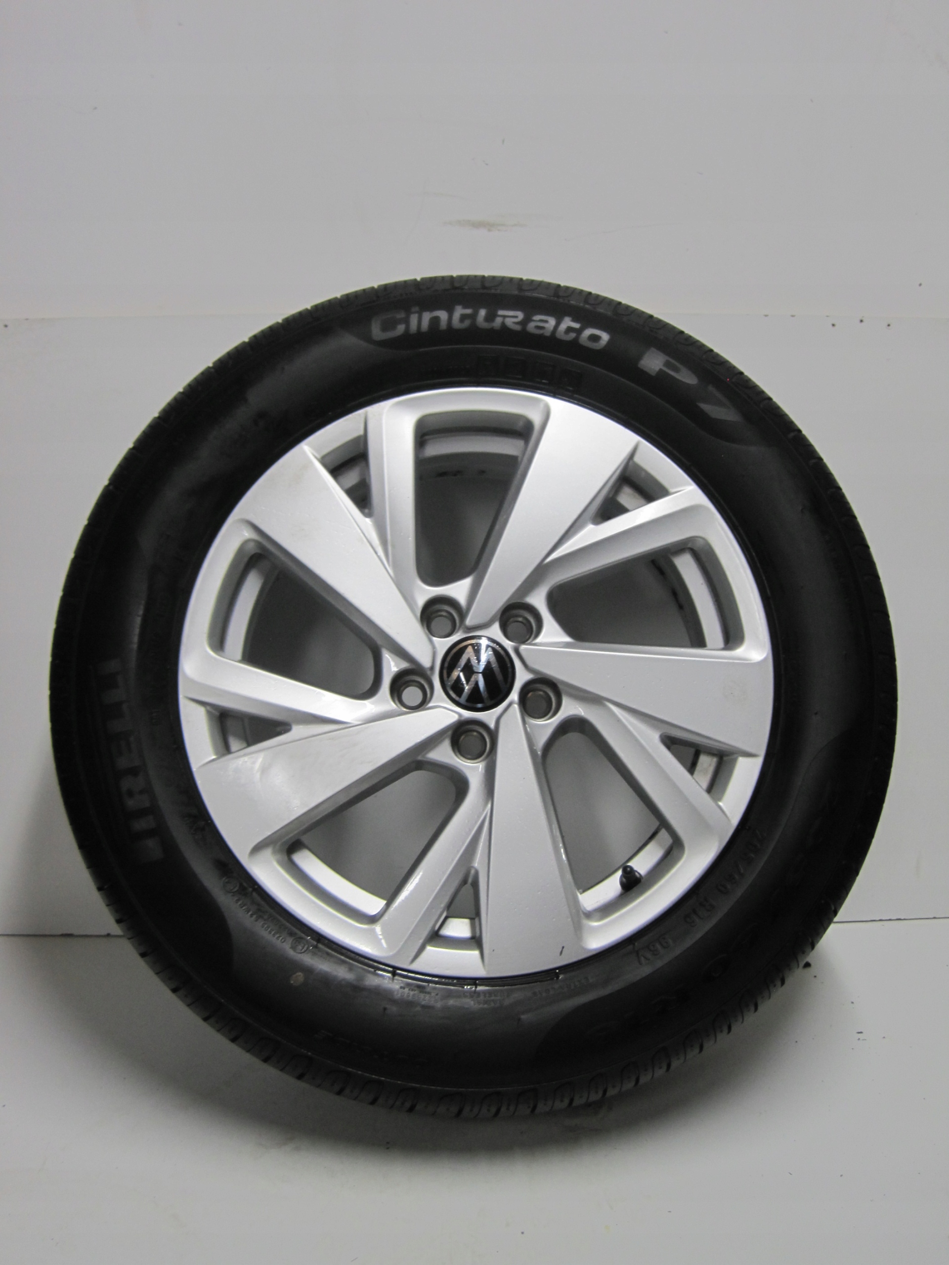 wheels discs tyres VW TAIGO 2G7 R16 25r
