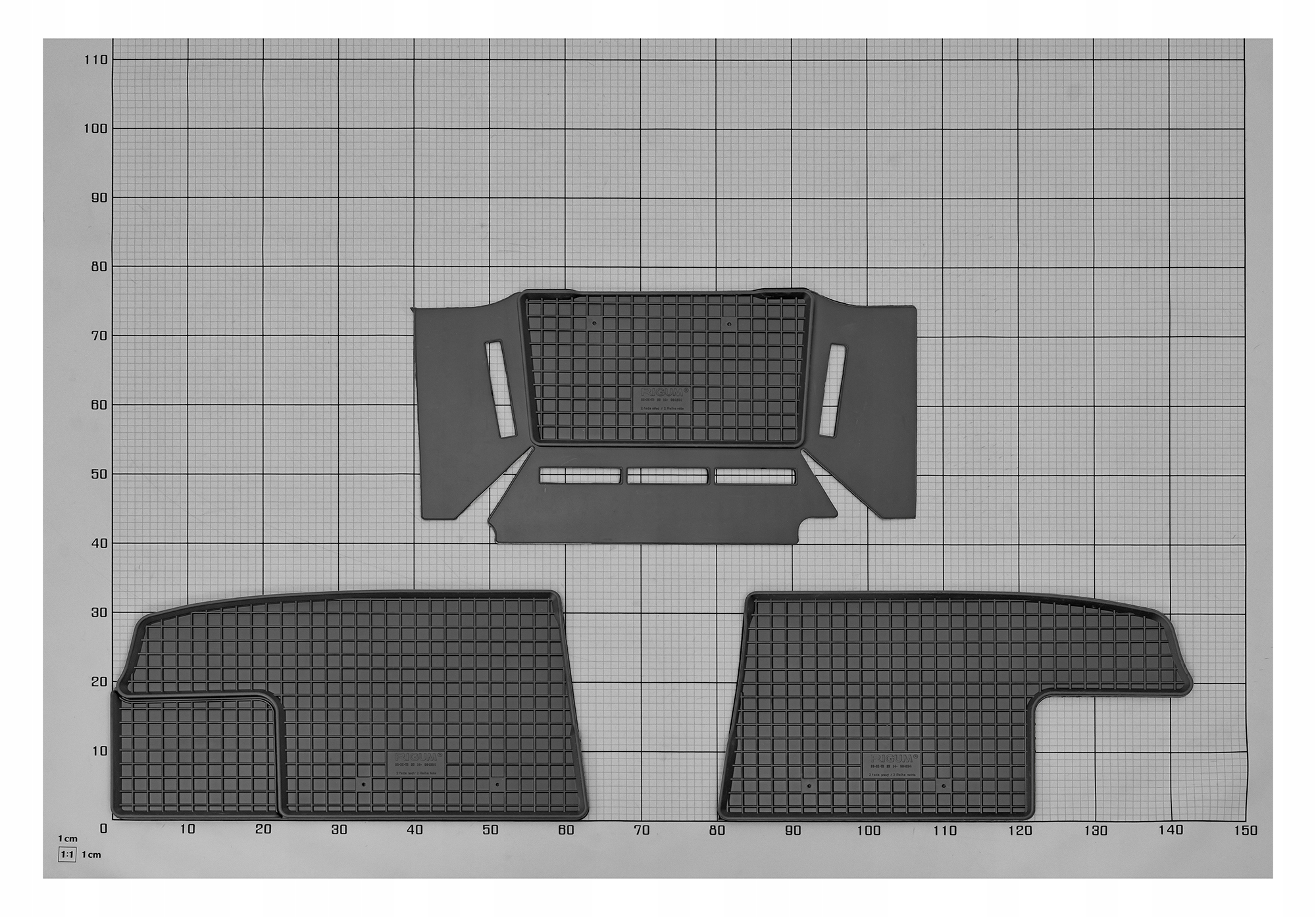 Zestaw dywaników do Renault Trafic od 2014 / od 2021 | 8/9 miejsc L2 Numer katalogowy producenta 903041904284904277428018
