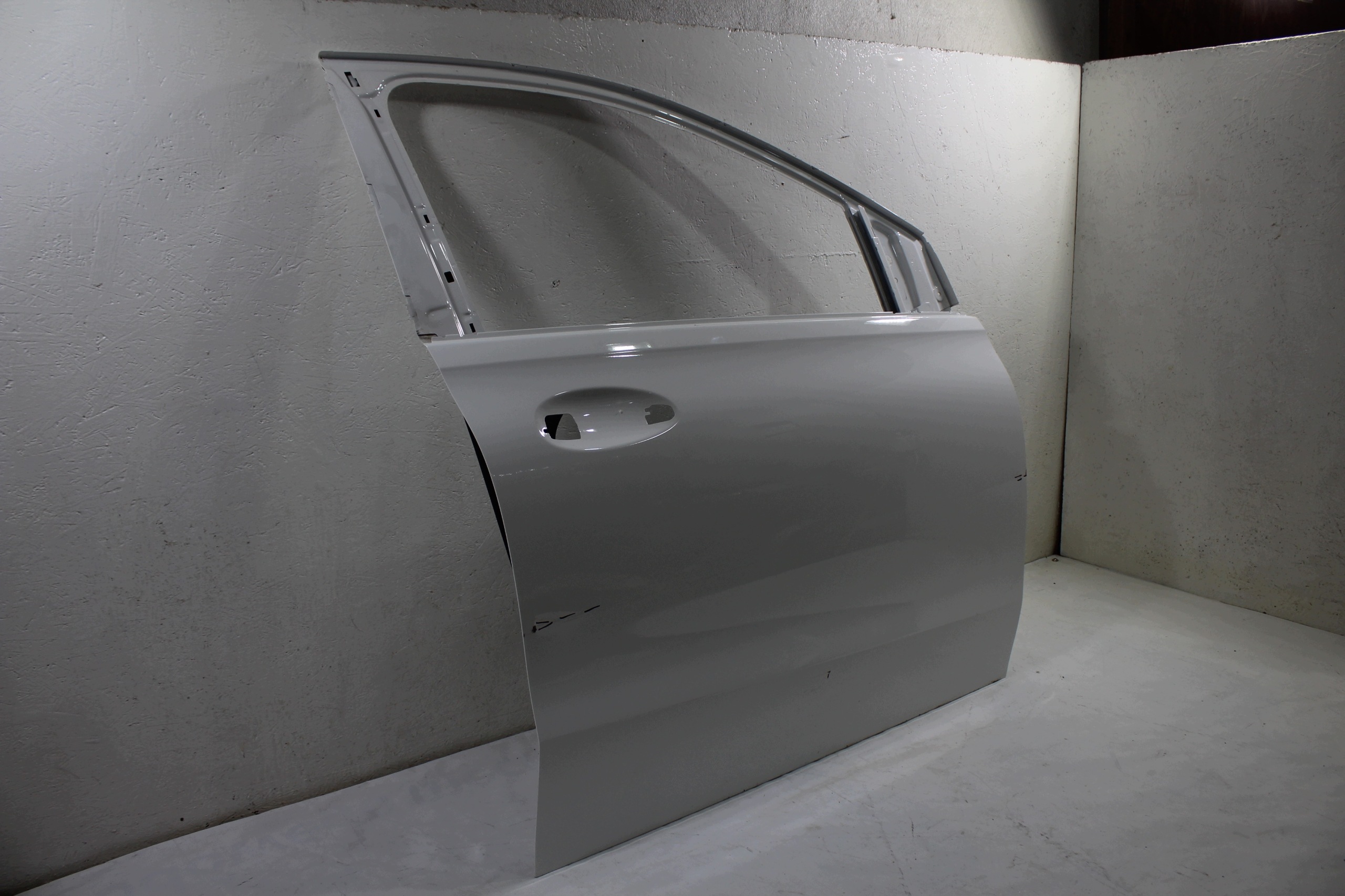 Mercedes B Klasa W247 door right front front A2477221400