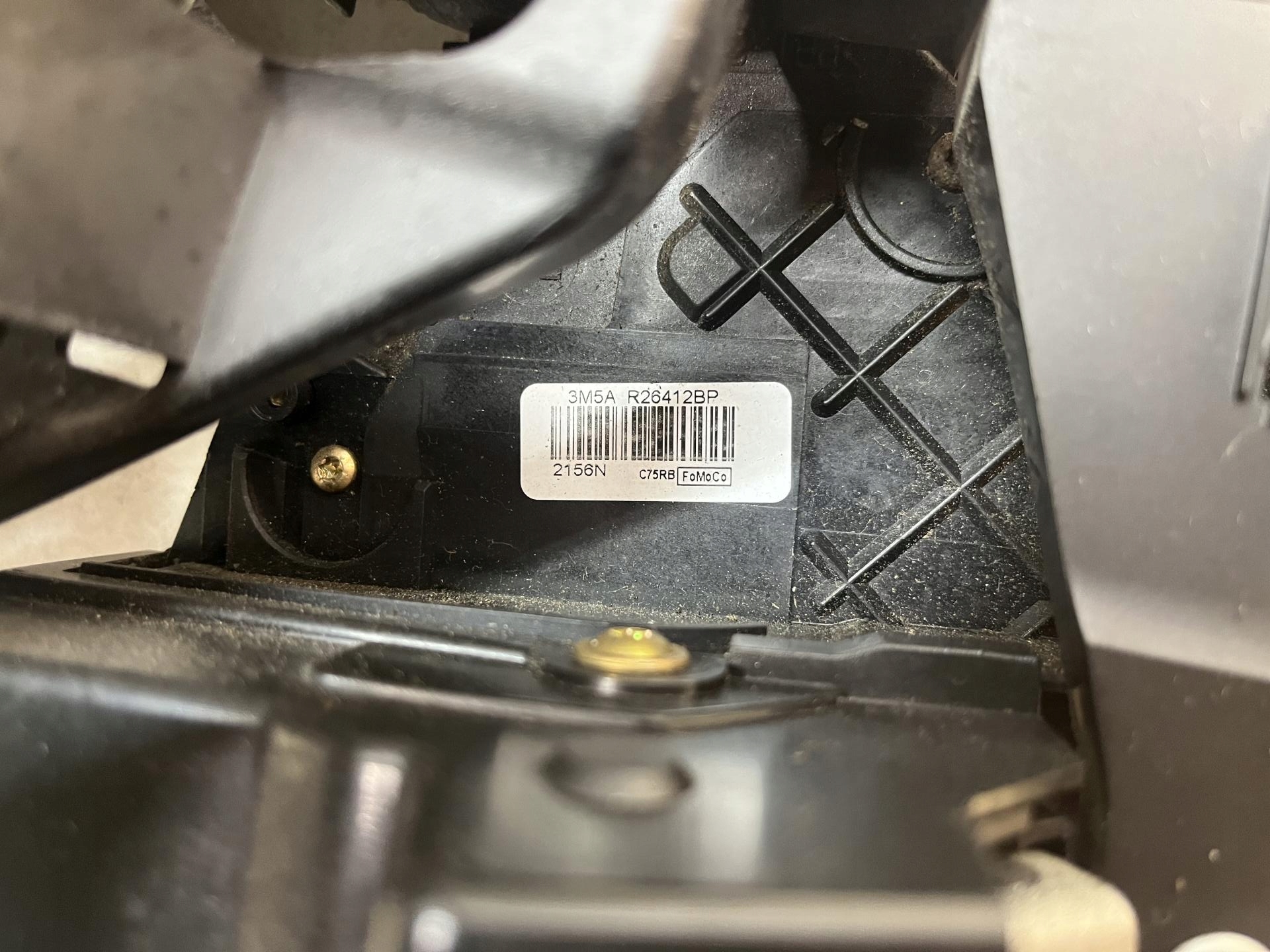 lock door right rear part 6PIN FOCUS C-MAX 1.6 16V B 3M5AR26412BP