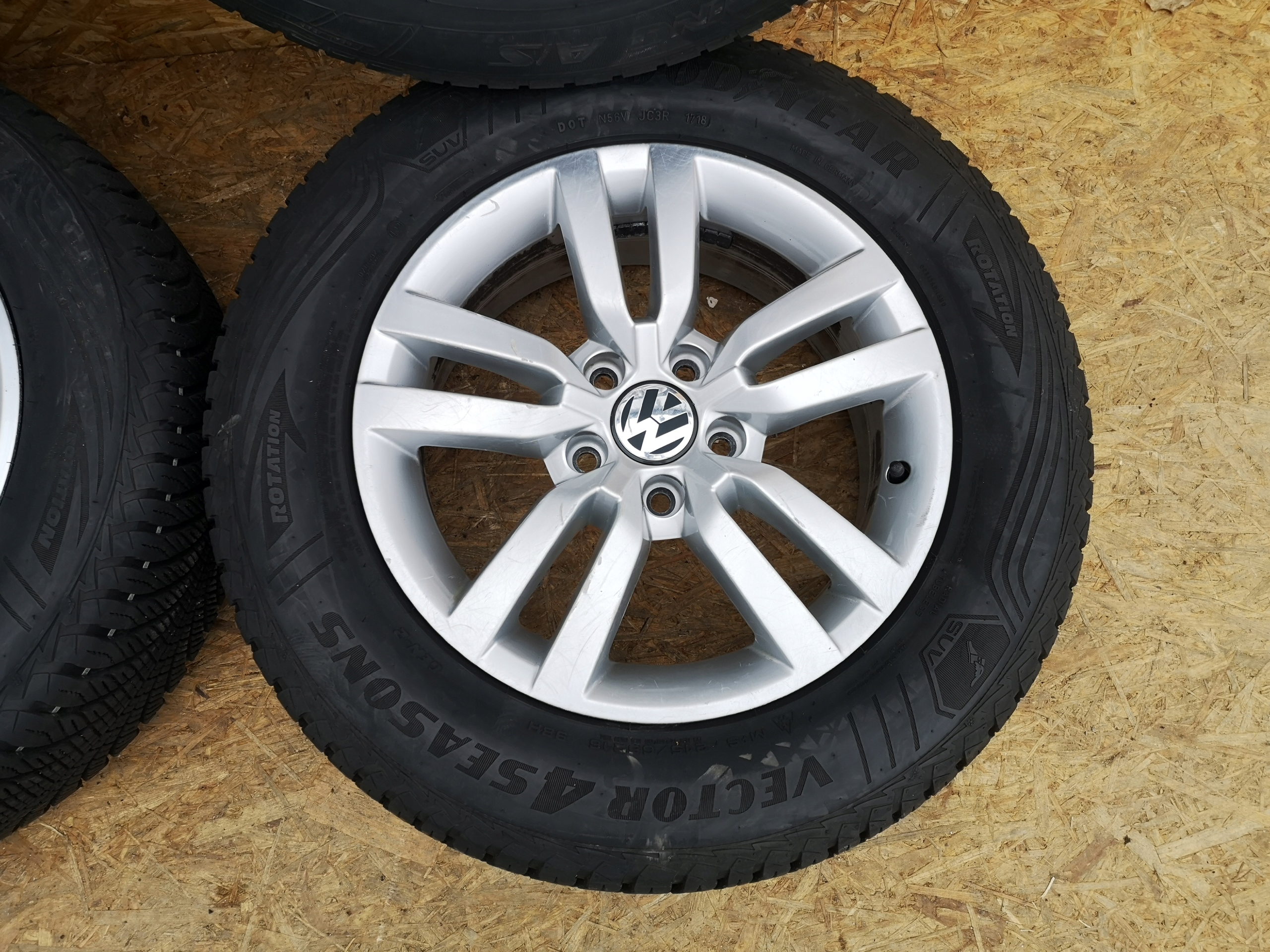 TIGUAN 5N ALU FELGI OPONY 215/65/16 KOŁA 16" Rozstaw śrub 5x112