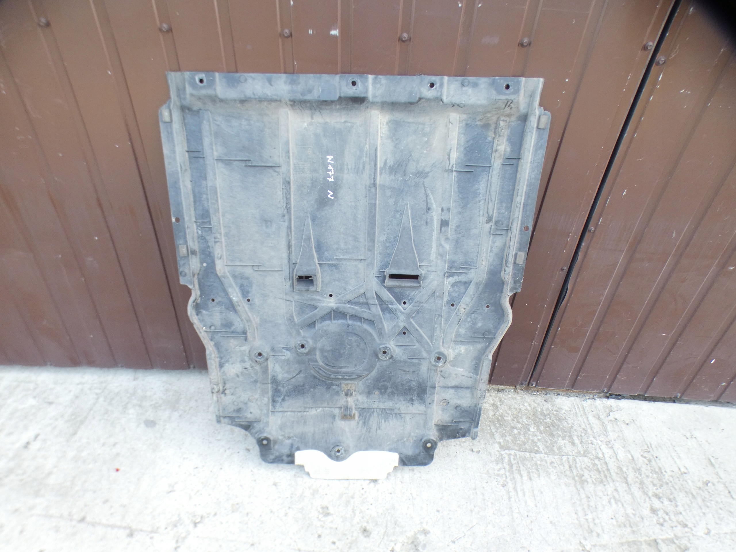 cover lower of the engine below engine A-class W177 B-class W247 W118 A2475201500