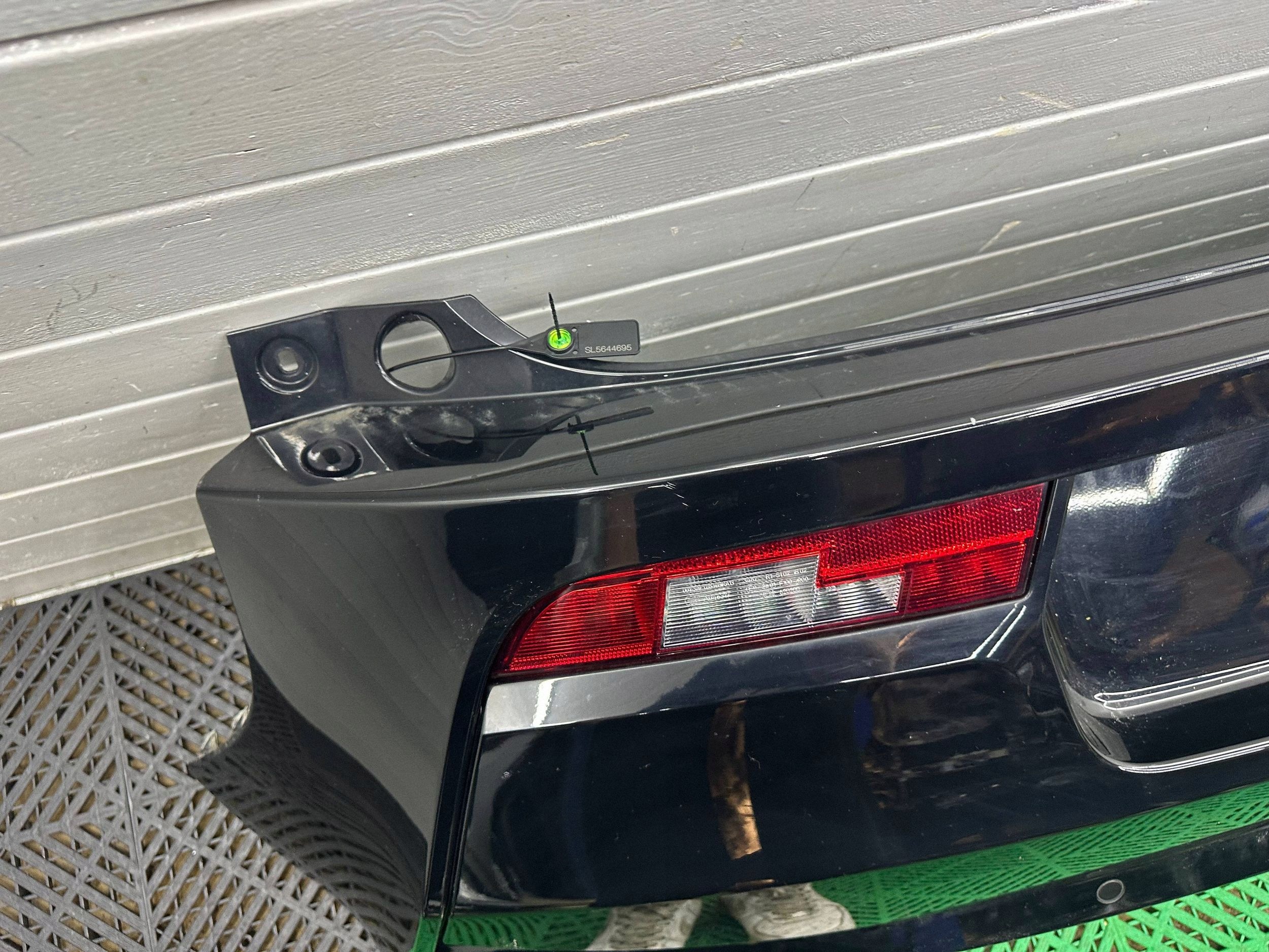 bumper rear rear part BMW i3 complete