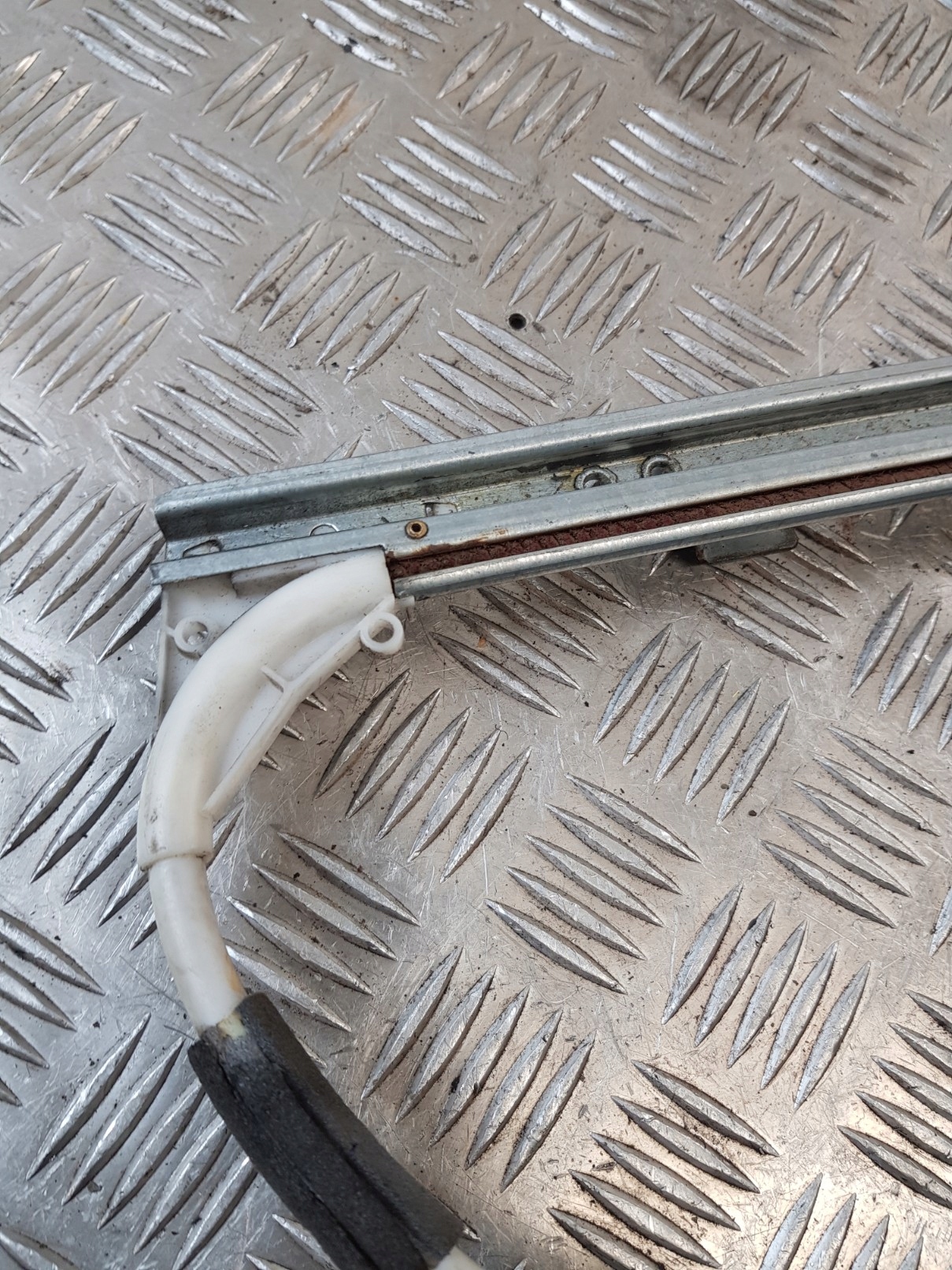 mechanism window regulator left front 2PIN 400739 OPEL MOVANO A 01R