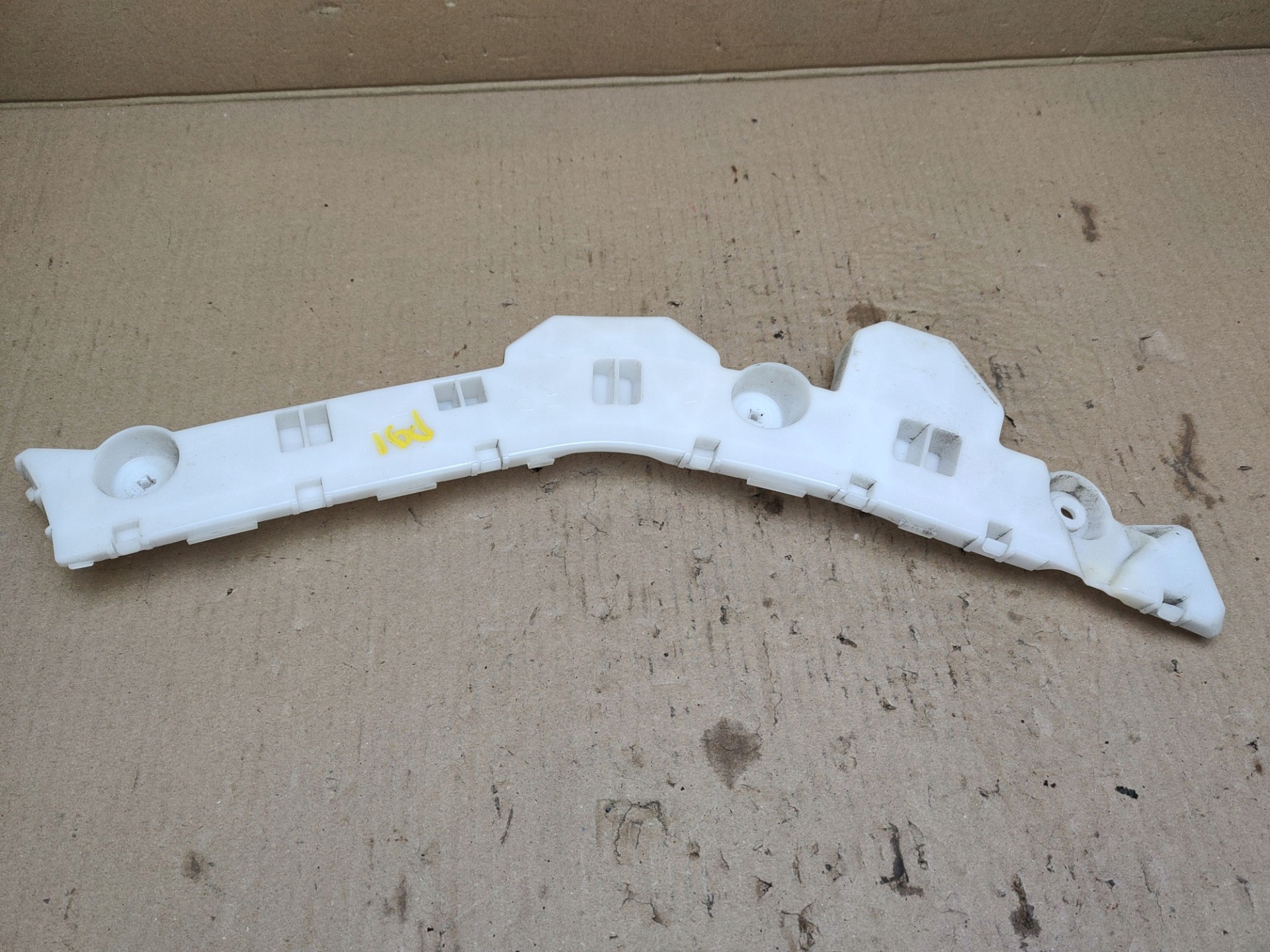 Support Support plaque Pare choc Arrière Gauche Bouche buse Mazda CX-9 2nd facelift TD11502JI