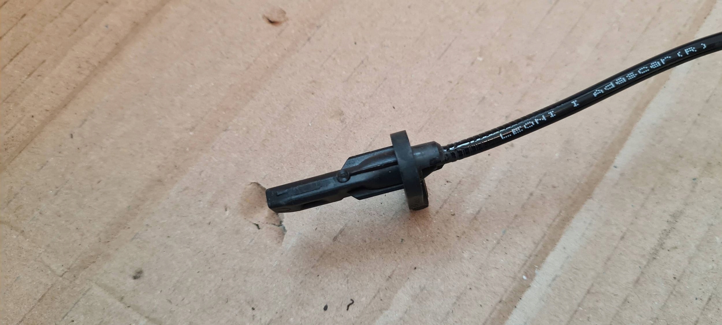 Jeep Grand Cherokee WL 2022 sensor PREDKOSCI wheels ABS rear part rear