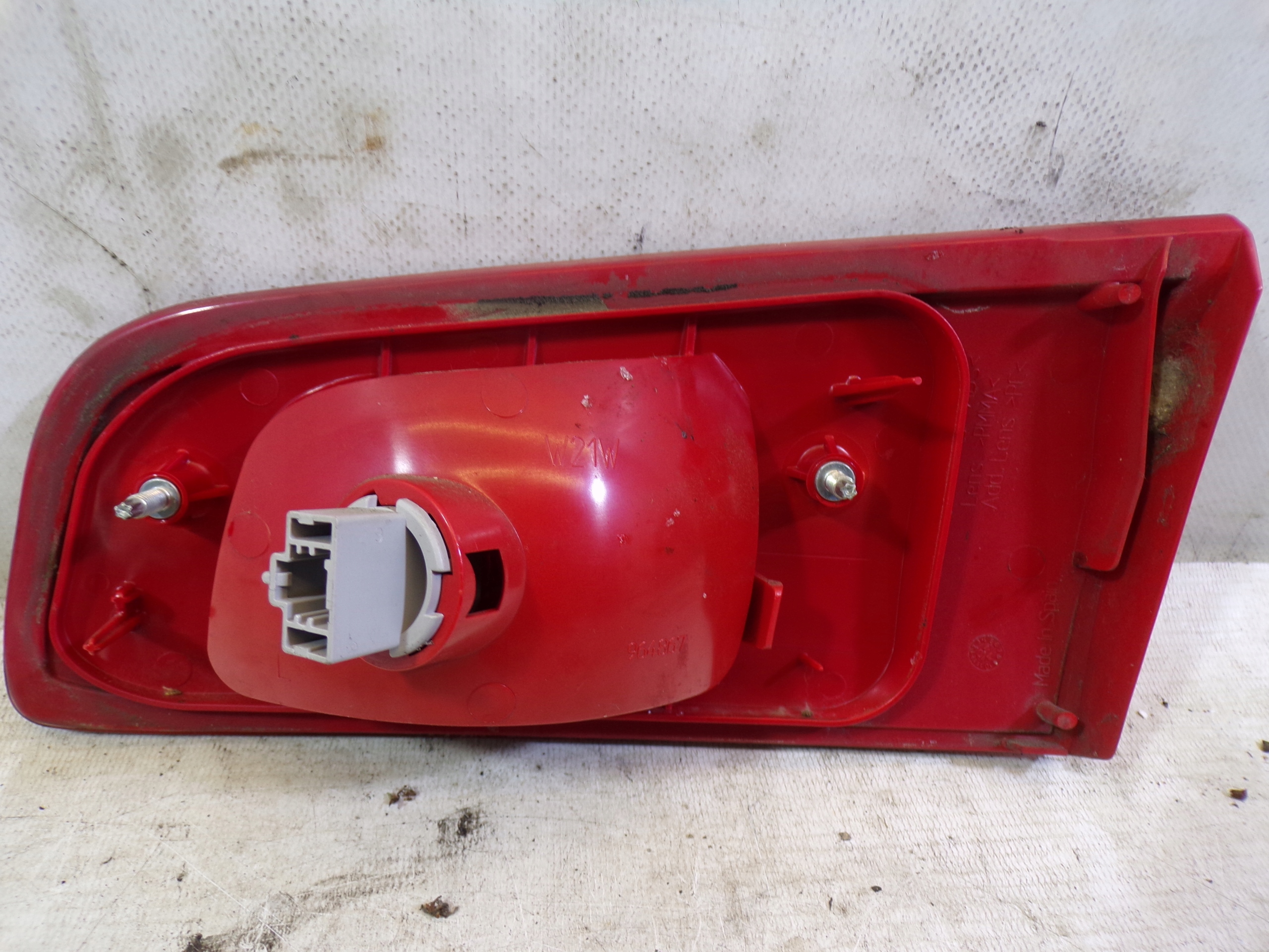light rear rear part left MAZDA 2 II to the bonnet (2)