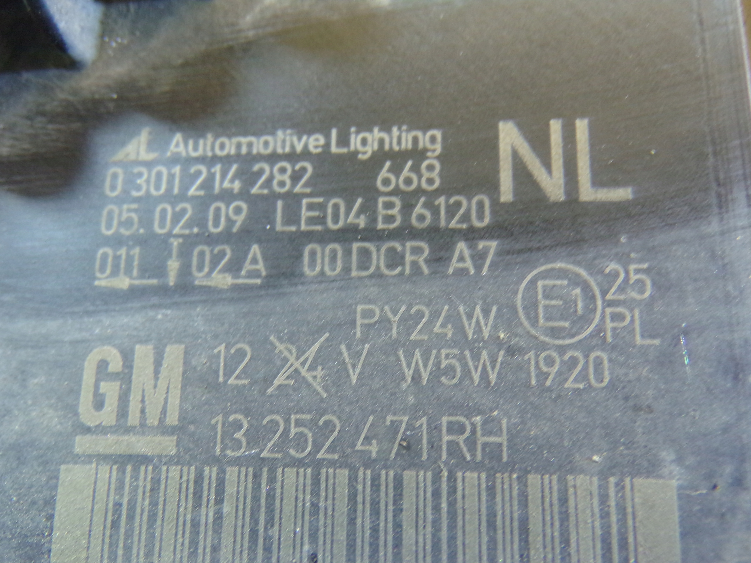 light front front right OPEL ZAFIRA B BI-XENON (K1)