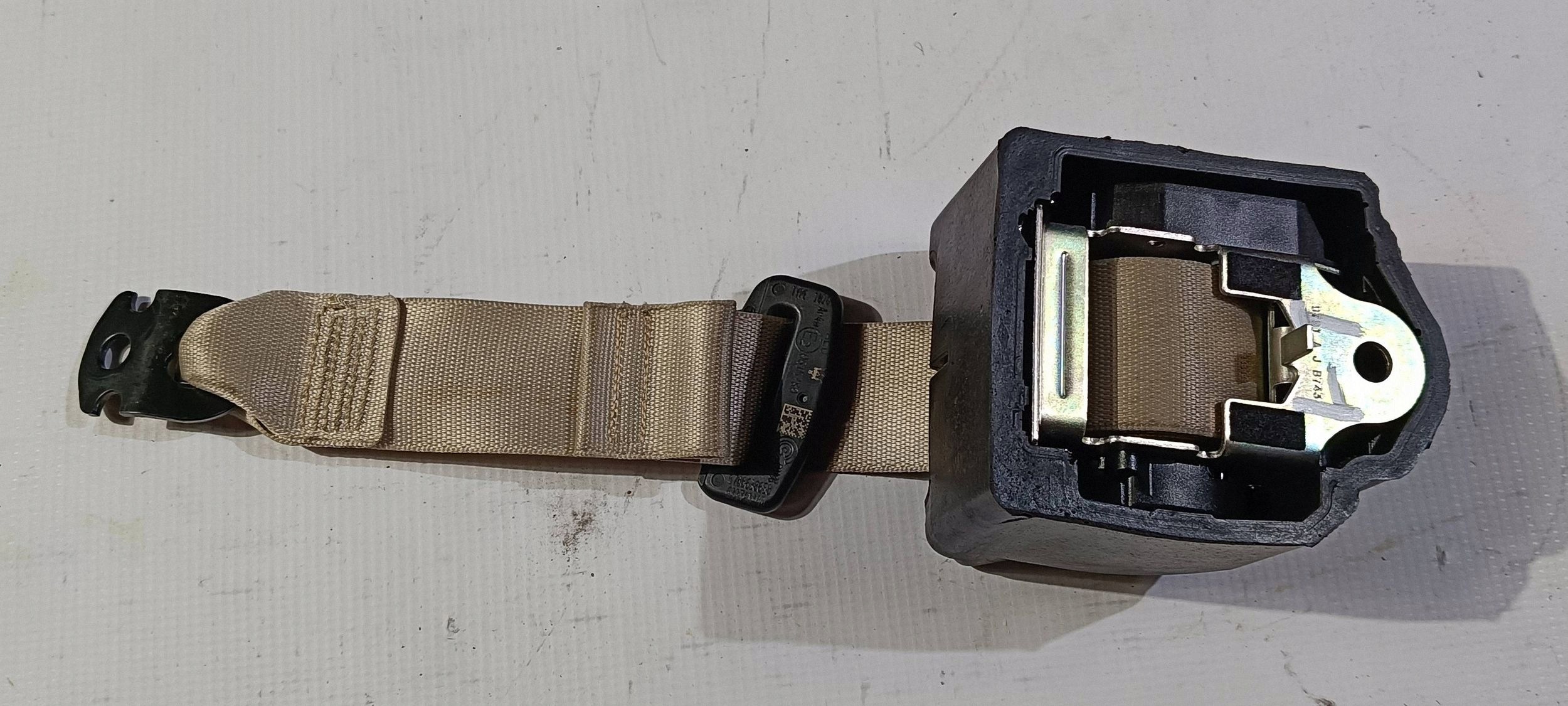 seat belt rear part rear left Maserati Levante 2017