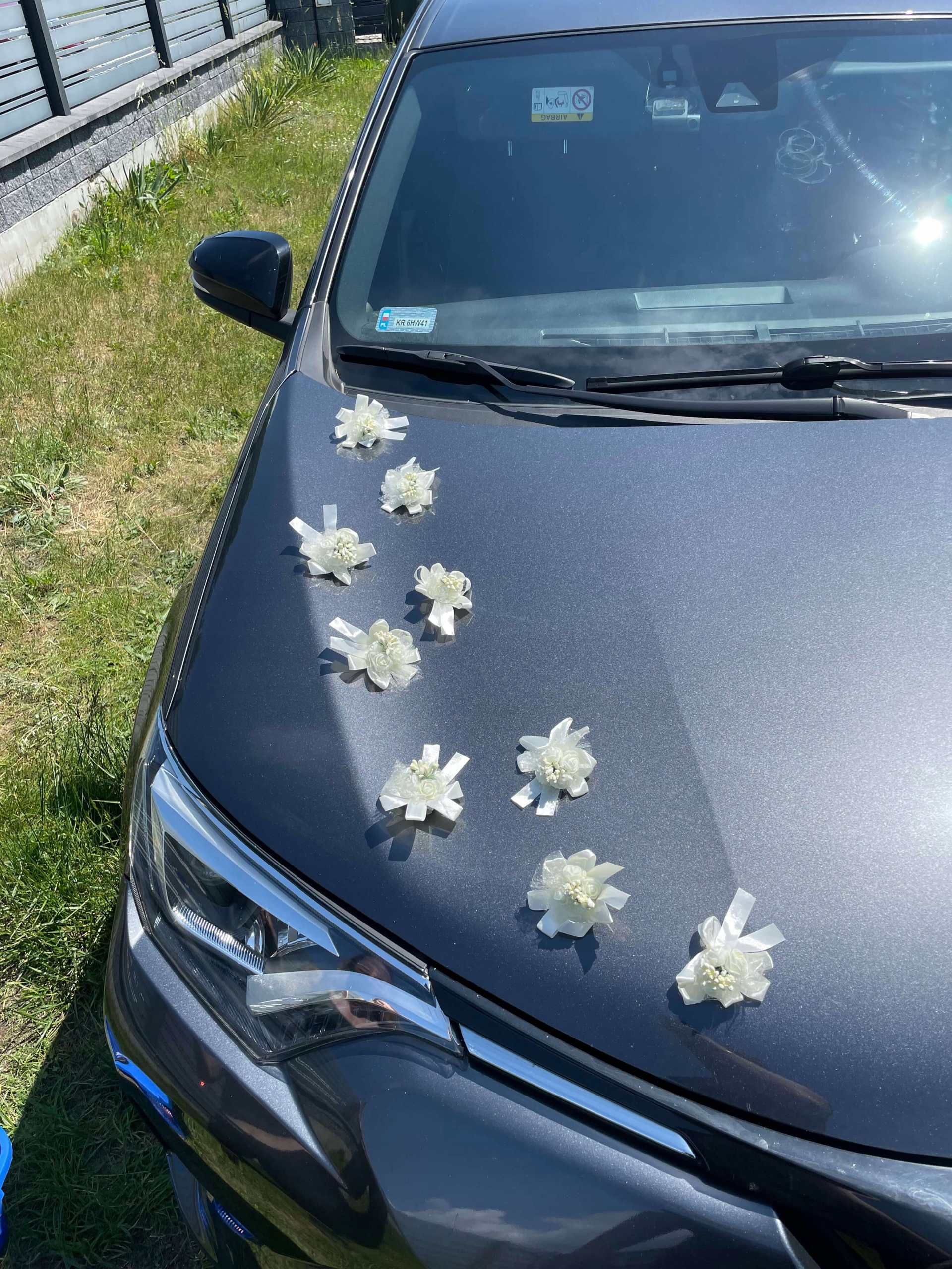 Dekoracja samochodu ozdoba auto ślub kwiaty krem Marka bez marki
