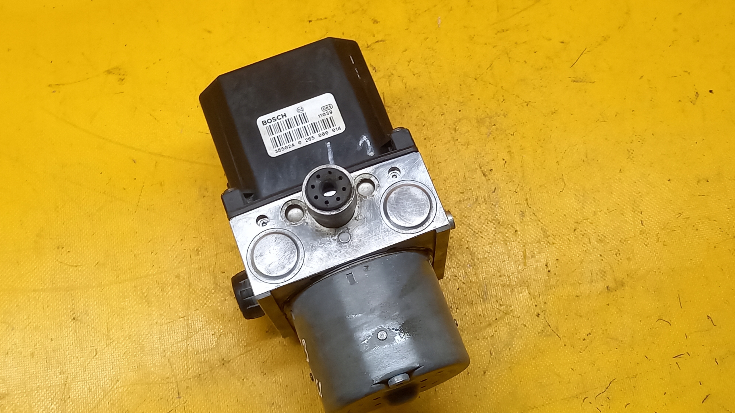 блок управления ABS насос FORD MONDEO MK3 2,0 3S712M110AA 0265222030 .