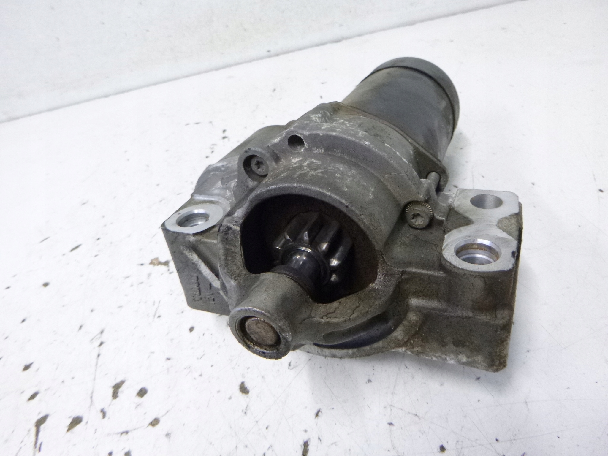 starter Peugeot 607 3.0 2001r. D6RA107