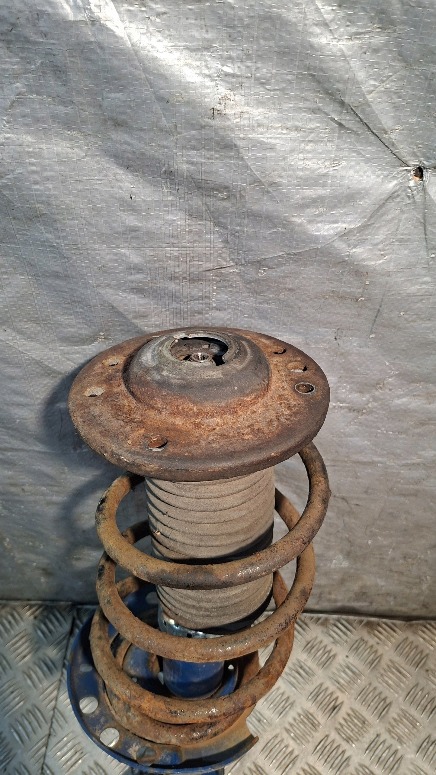 shock absorber spring left front OPEL VECTRA C 2.2CDTI