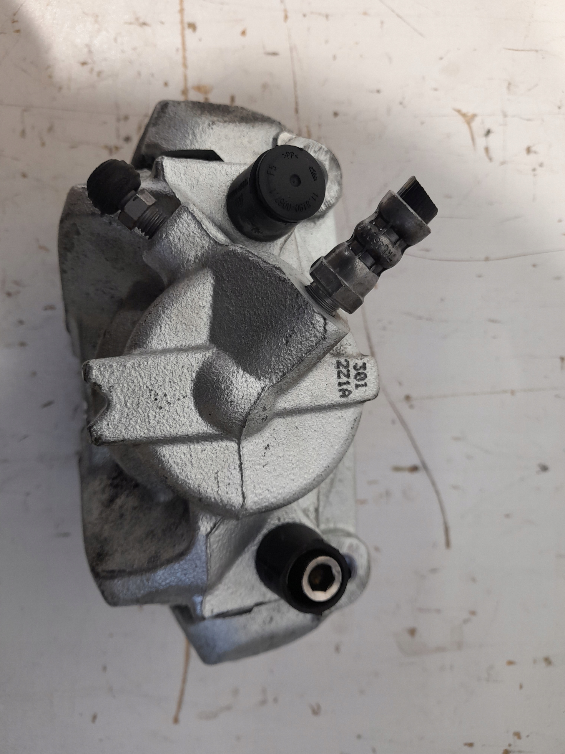 RENAULT CLIO V caliper brake right front 864