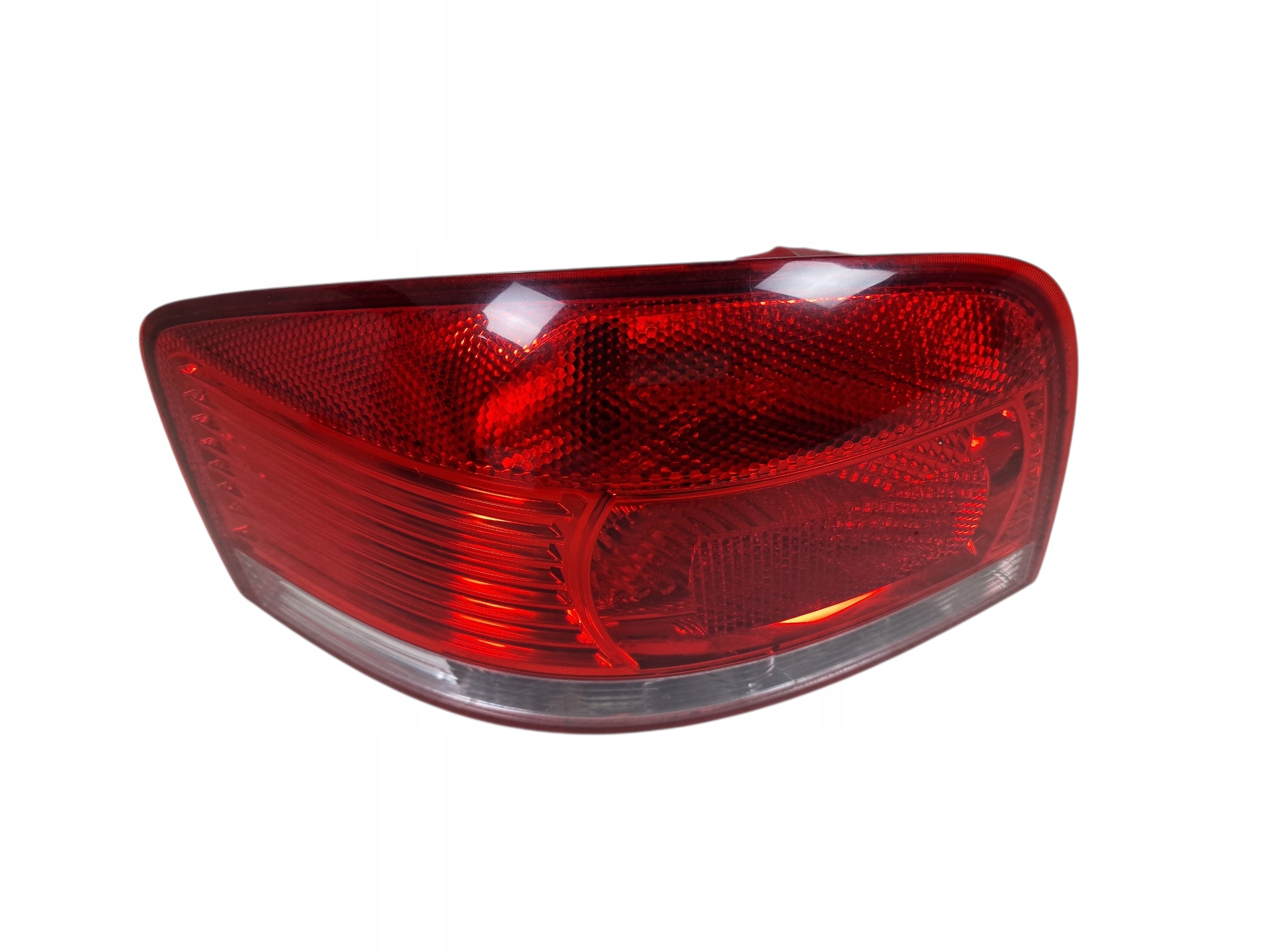 AUDI A3 8P0945095A (1) light rear left ORG. LADNA
