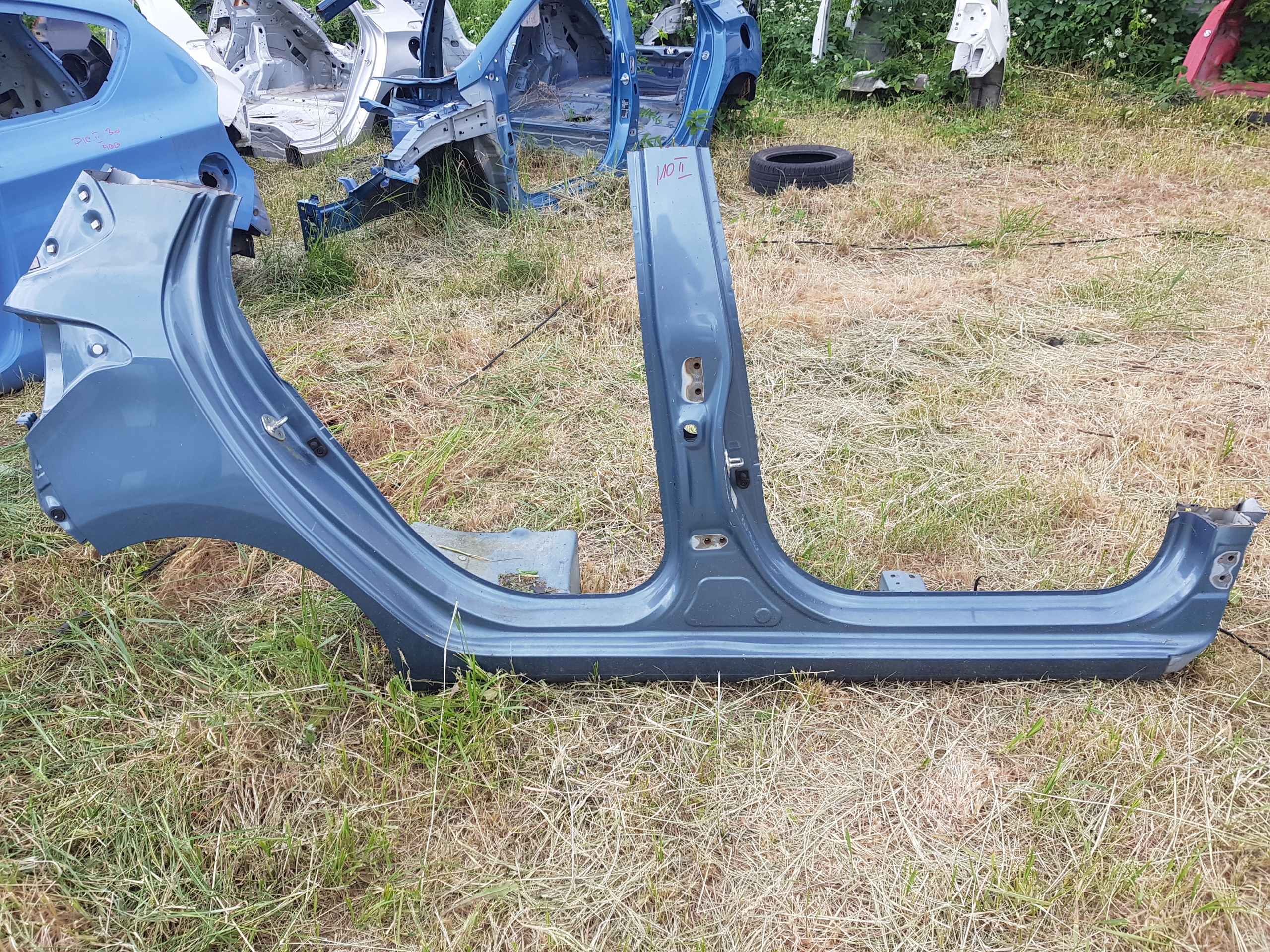 HYUNDAI I10 II quarter fender pillar threshold right