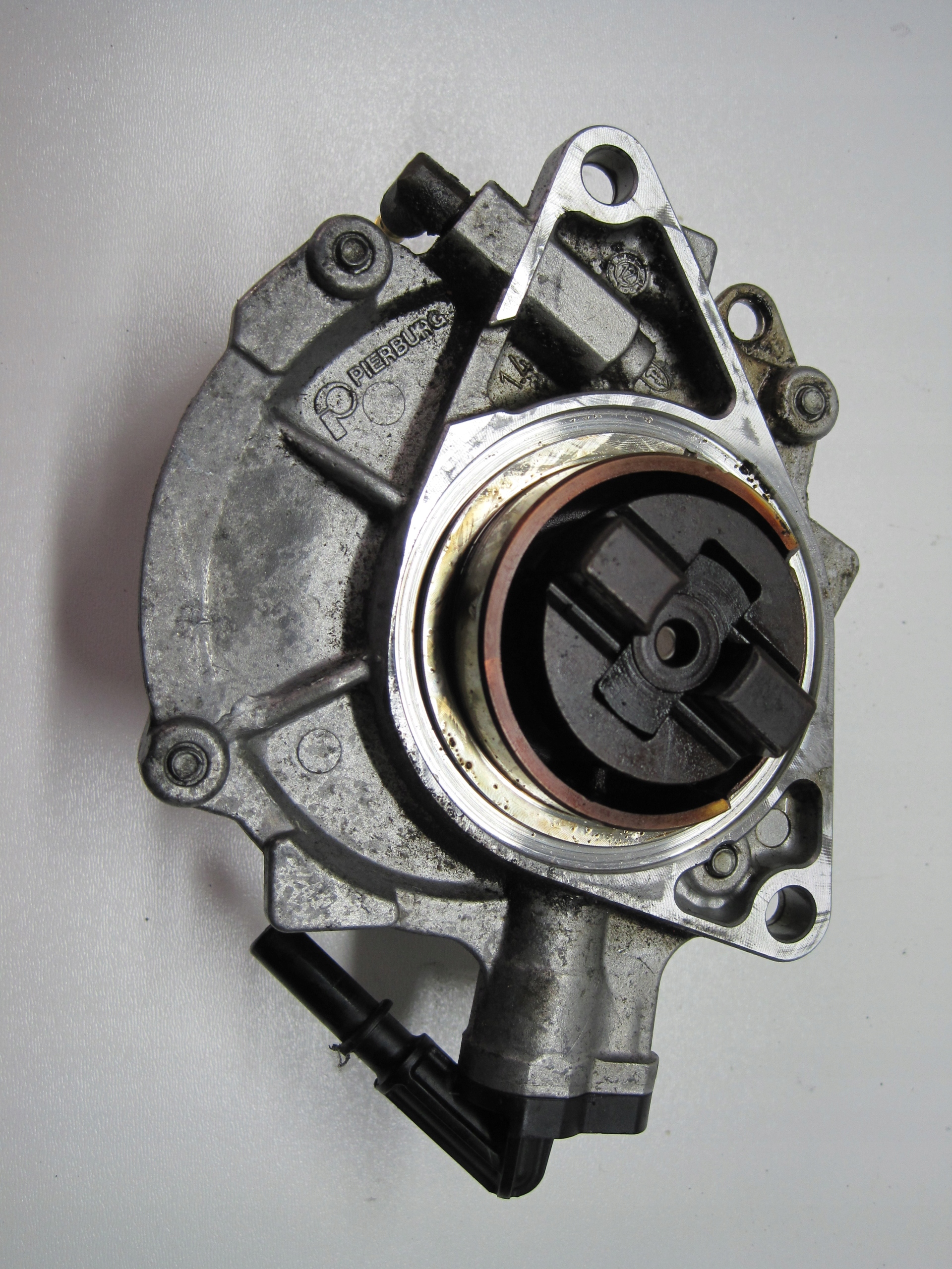 VACUM vacuum Pompa BMW 1 F20 1,6IT 7625260