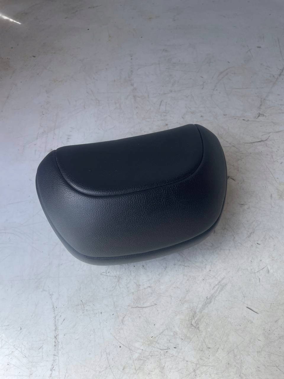 rest KANAPY rear part central leather CITROEN C4 II B7
