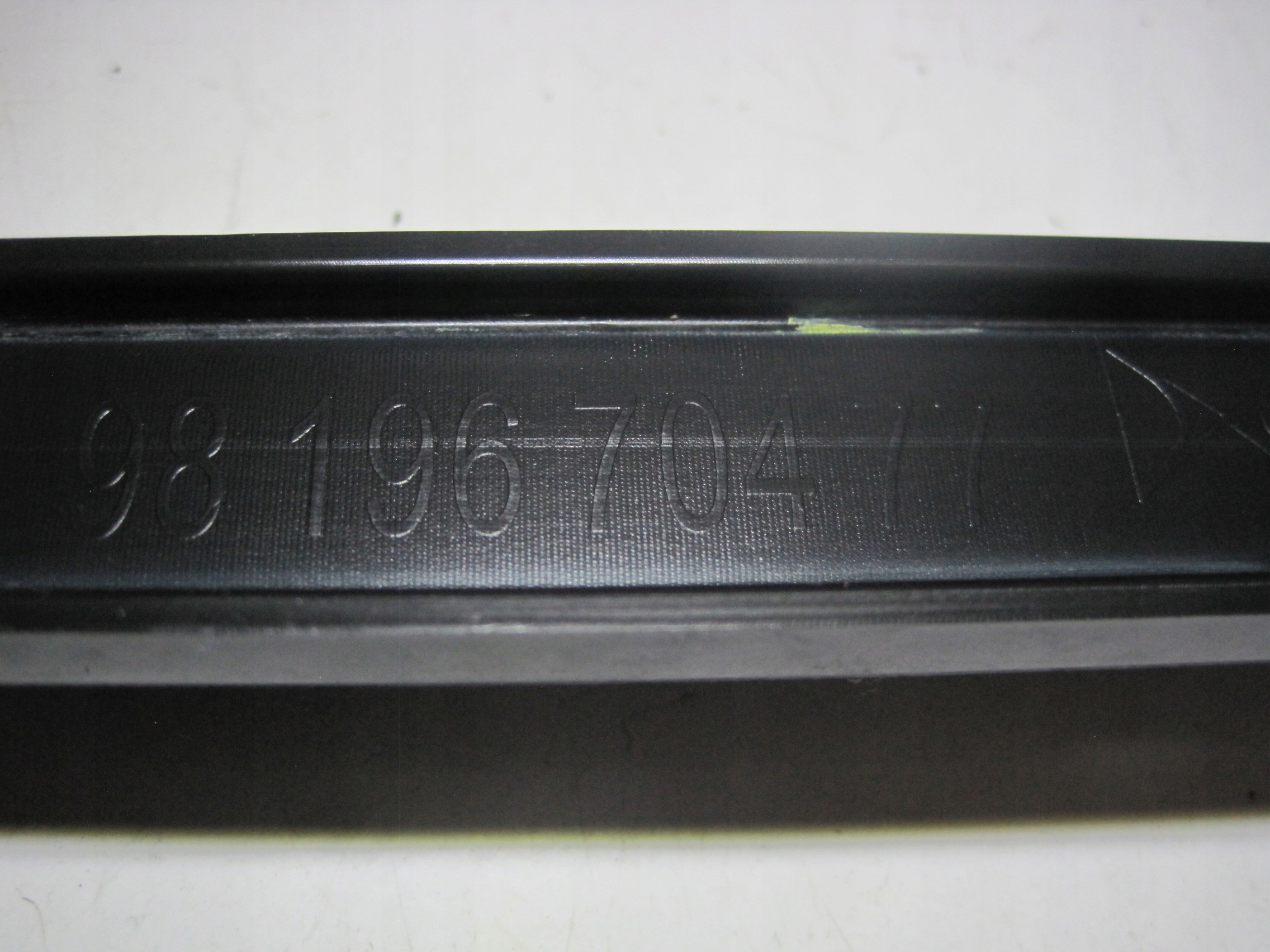 GRIGLIA PARAURTI TRAVERSA GRILA CITROEN DS7 9819670477