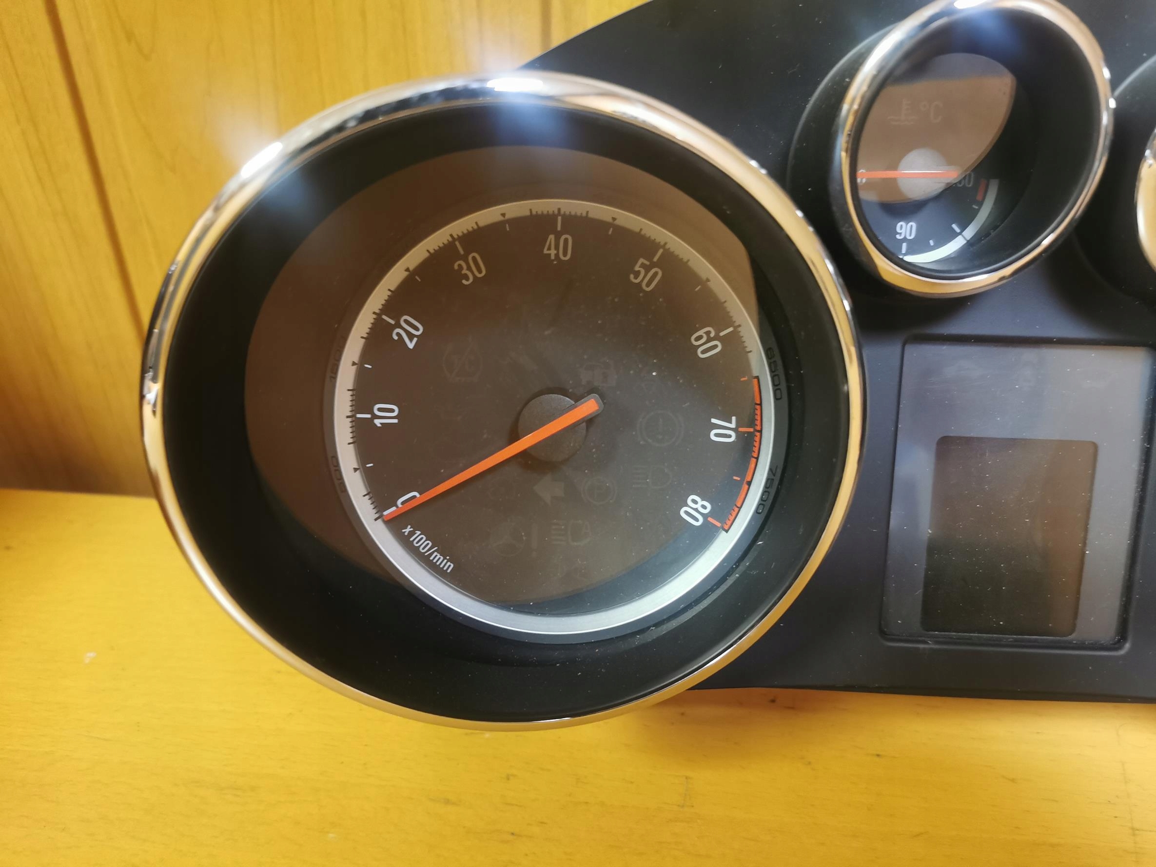 dials dials OPEL ASTRA J 1.6B 13433771 09-15 UK